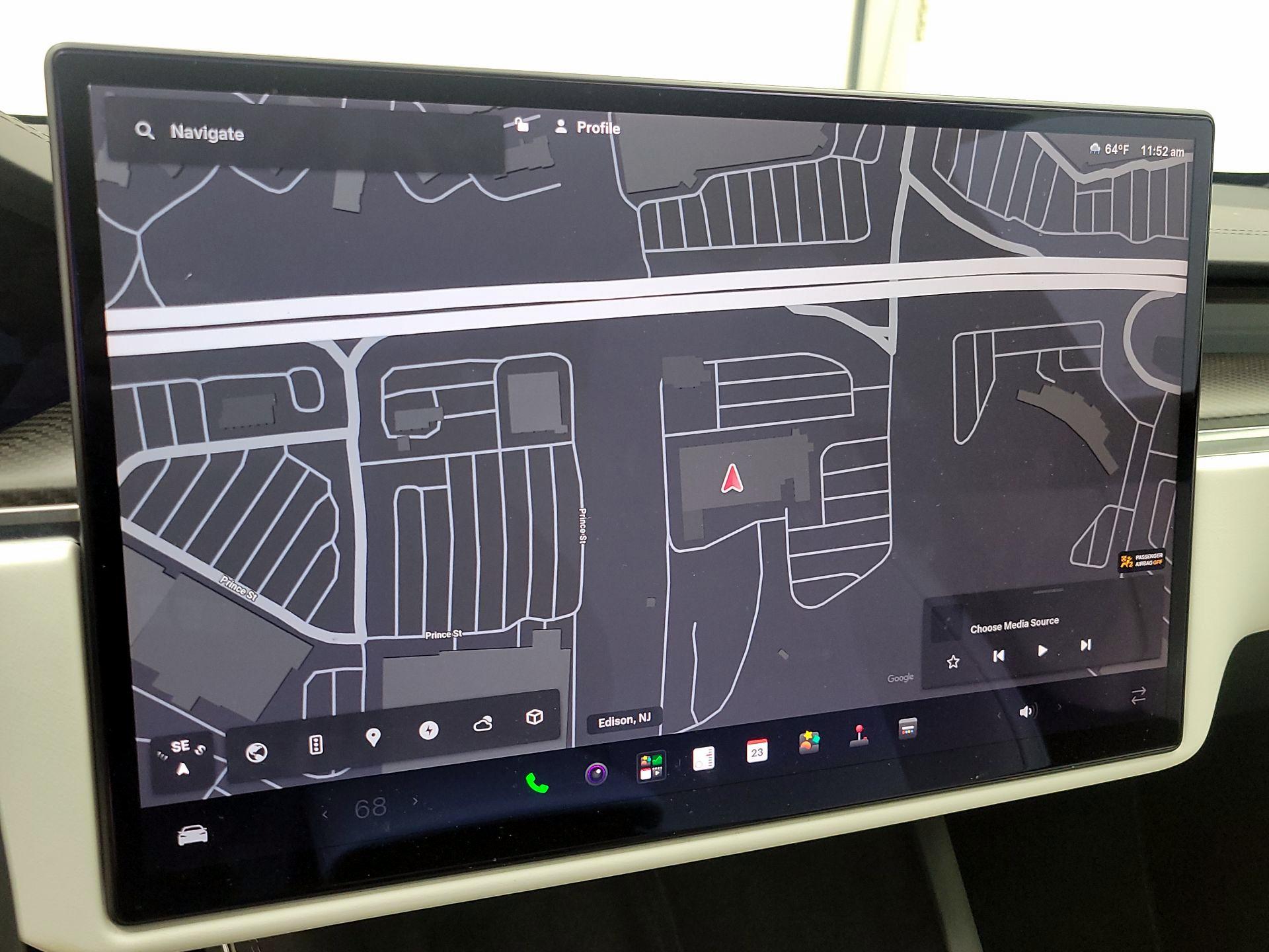 Thumbnail: 2022 Tesla Model S - 13