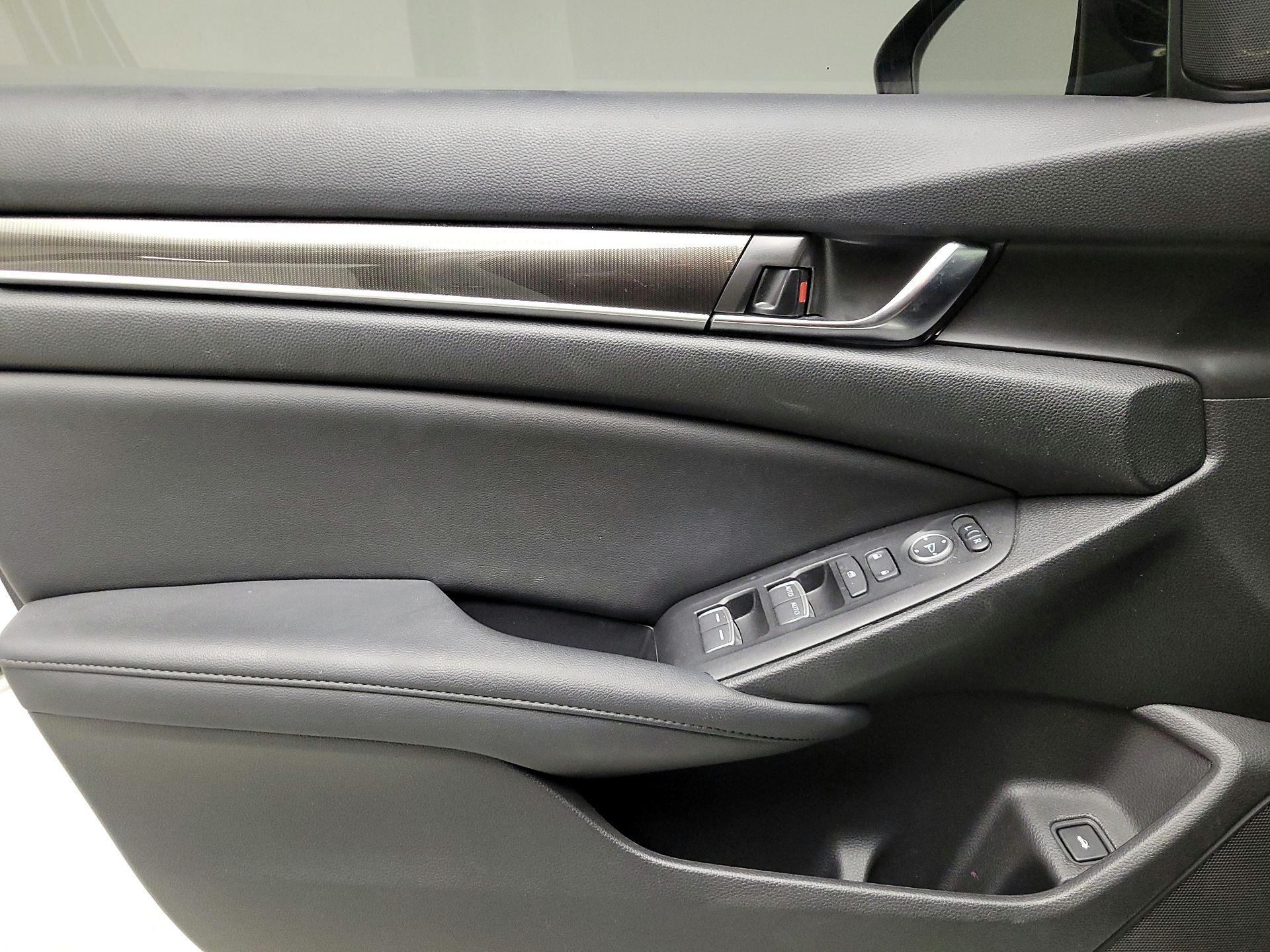 Thumbnail: 2021 Honda Accord - 12