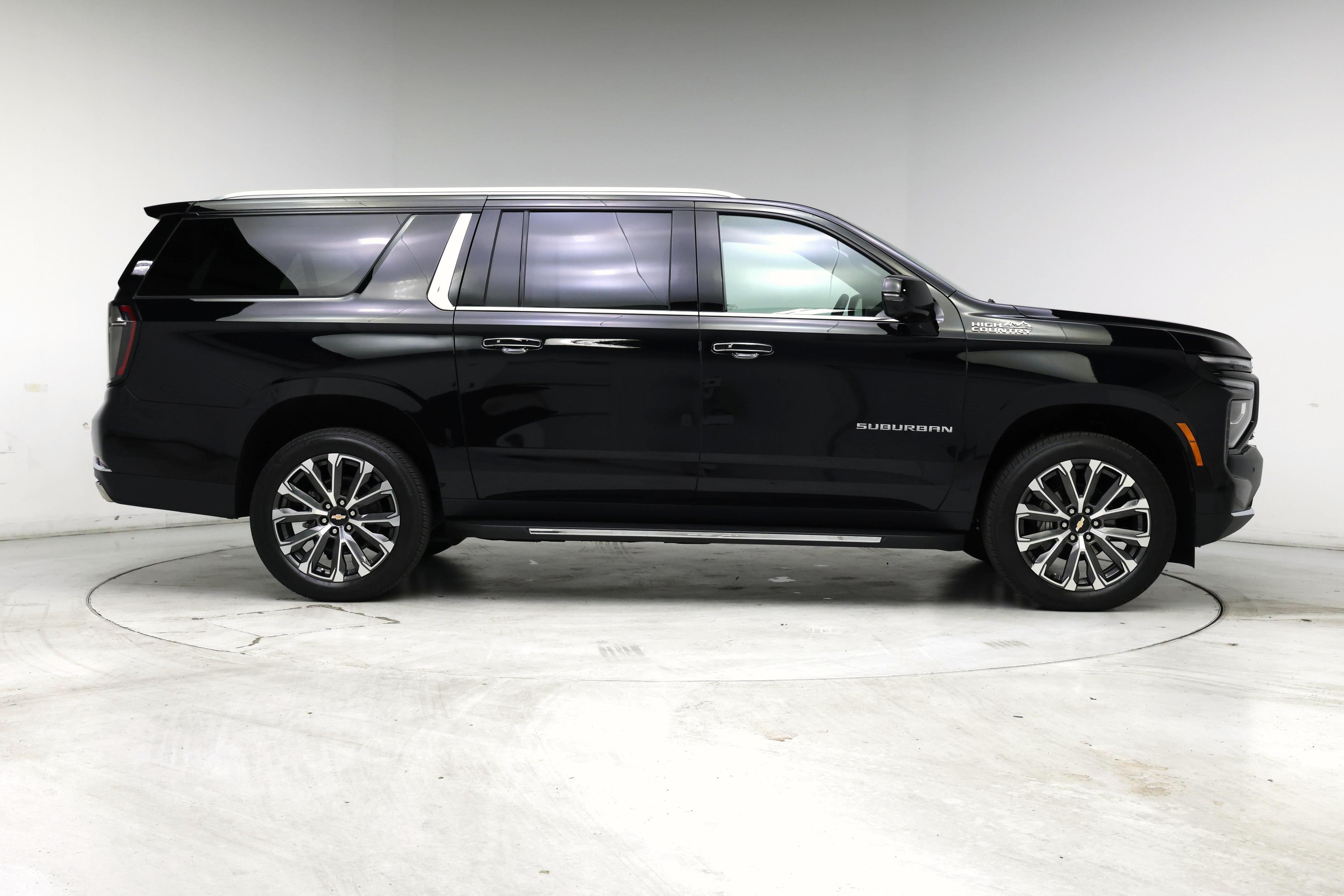 Thumbnail: 2025 Chevrolet Suburban - 7