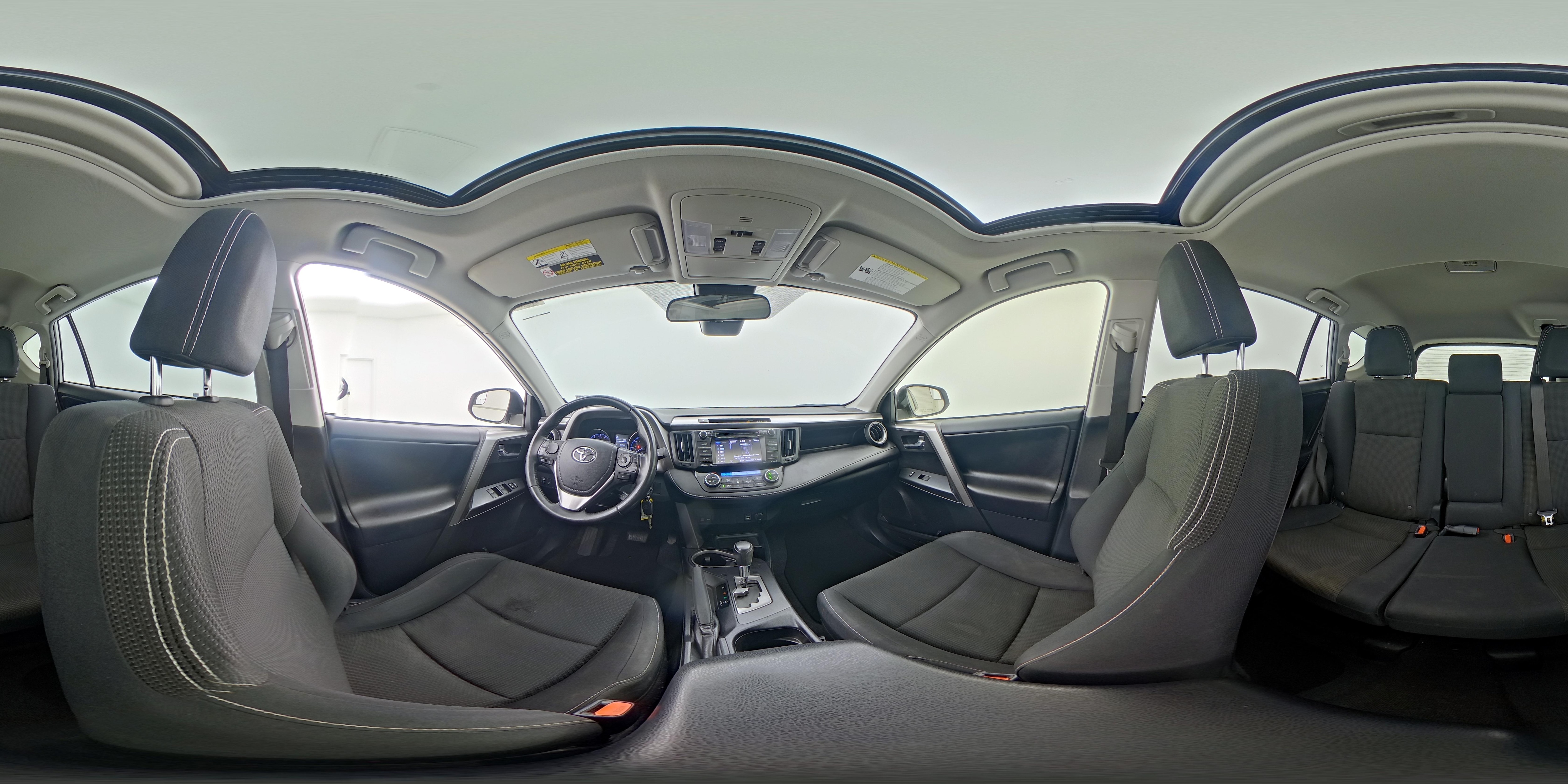2017 Toyota RAV4 XLE - Photo 25