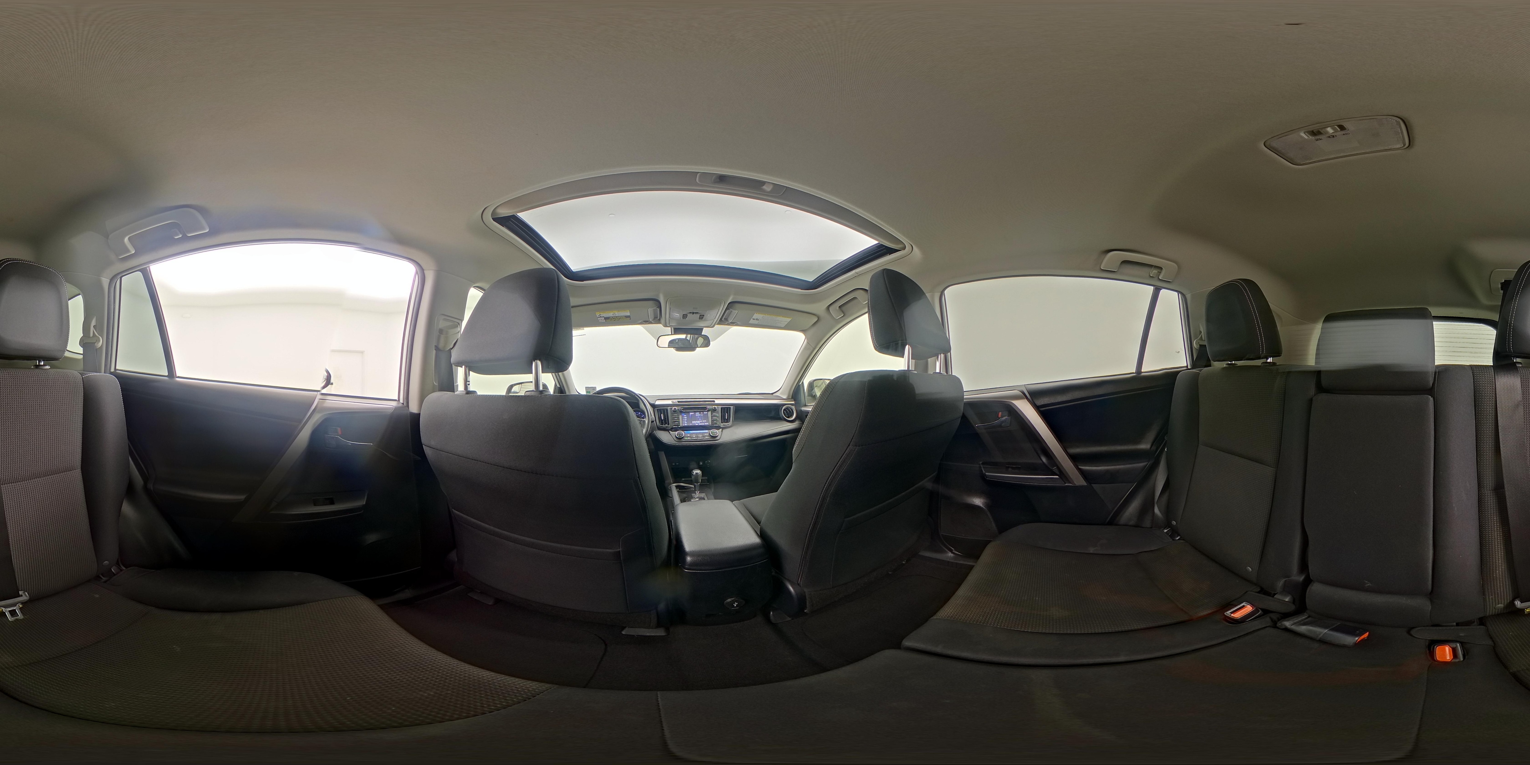 2017 Toyota RAV4 XLE - Photo 26