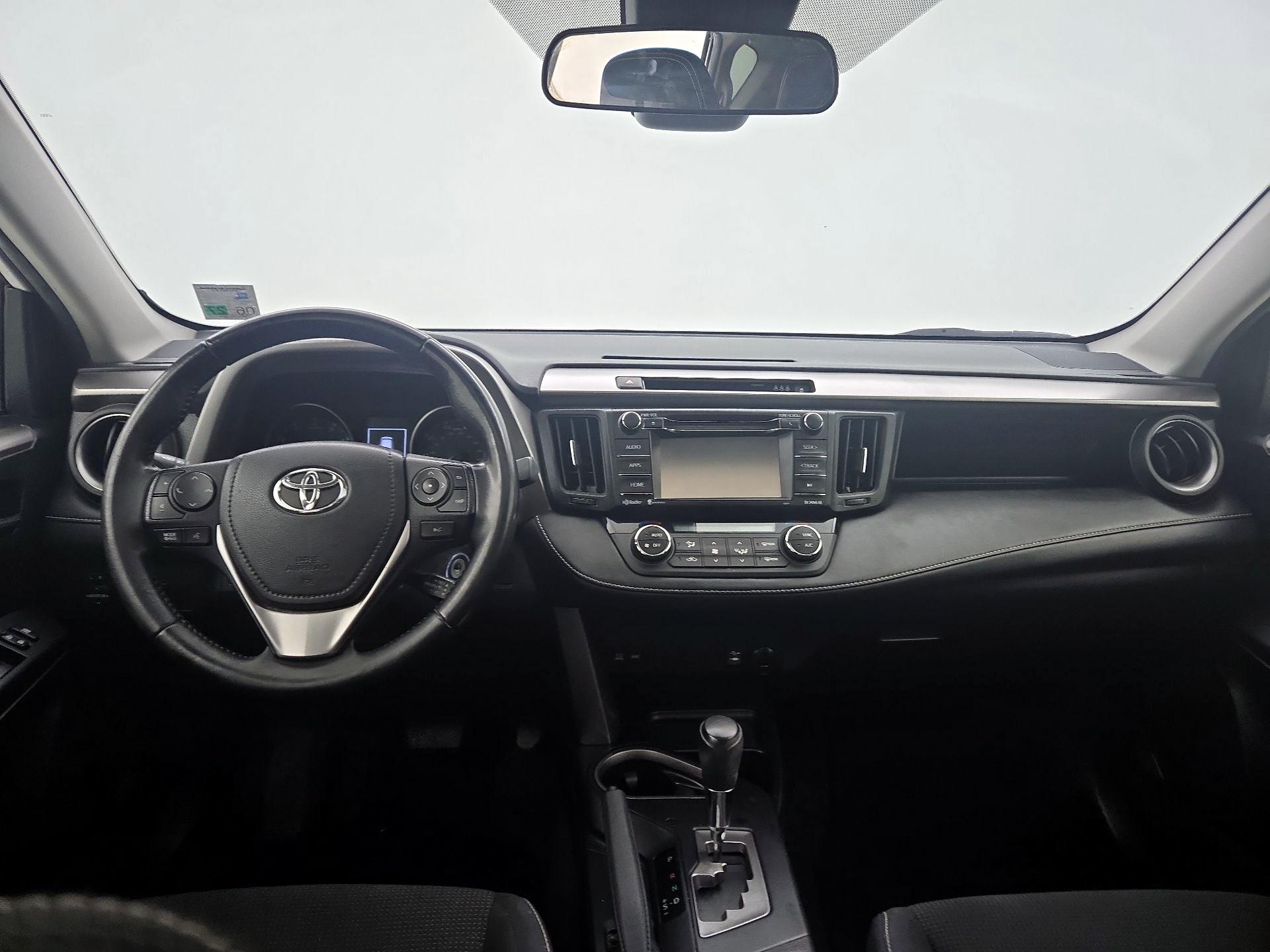 Thumbnail: 2017 Toyota RAV4 - 9