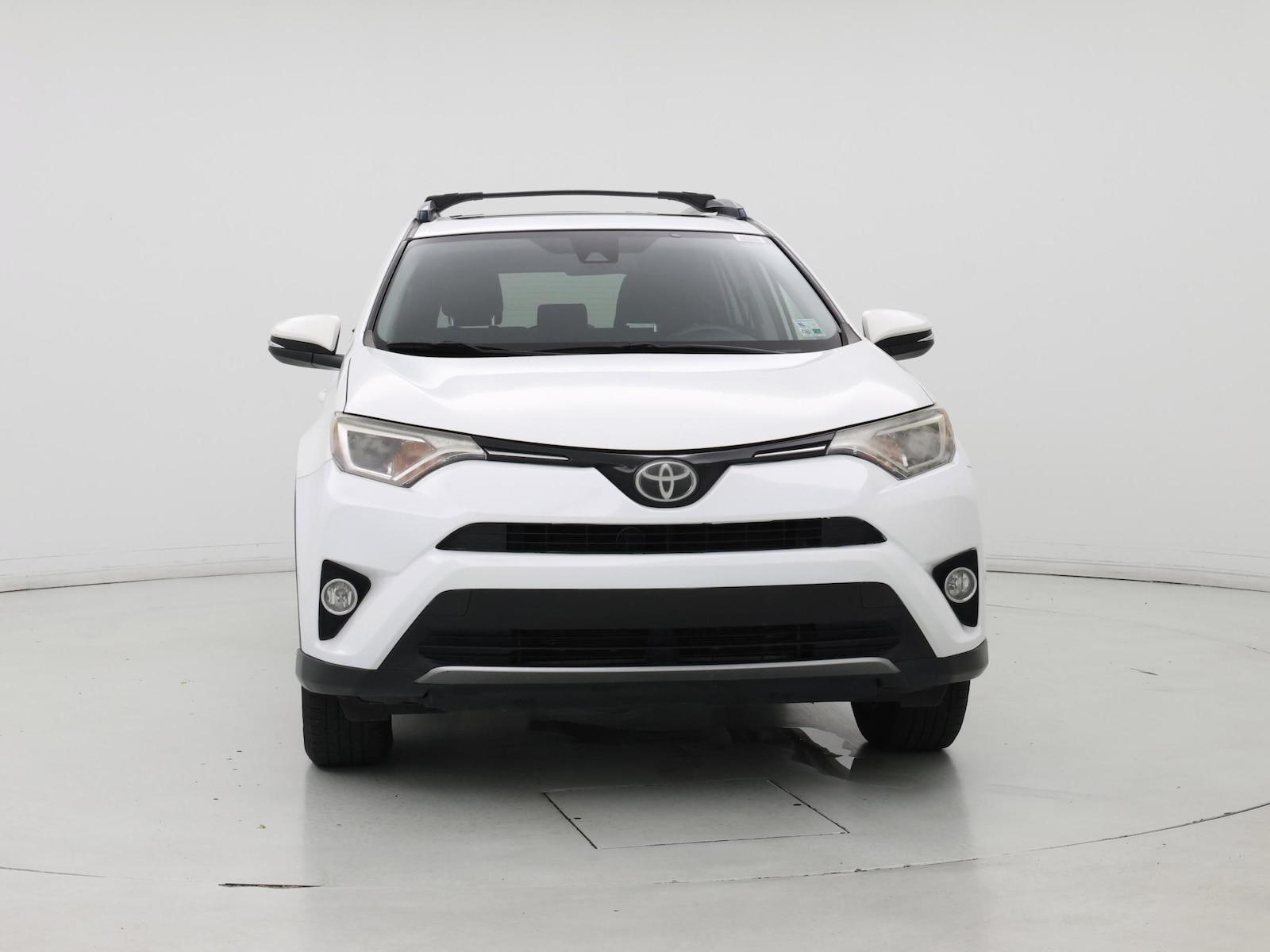 2017 Toyota RAV4 XLE - Photo 6
