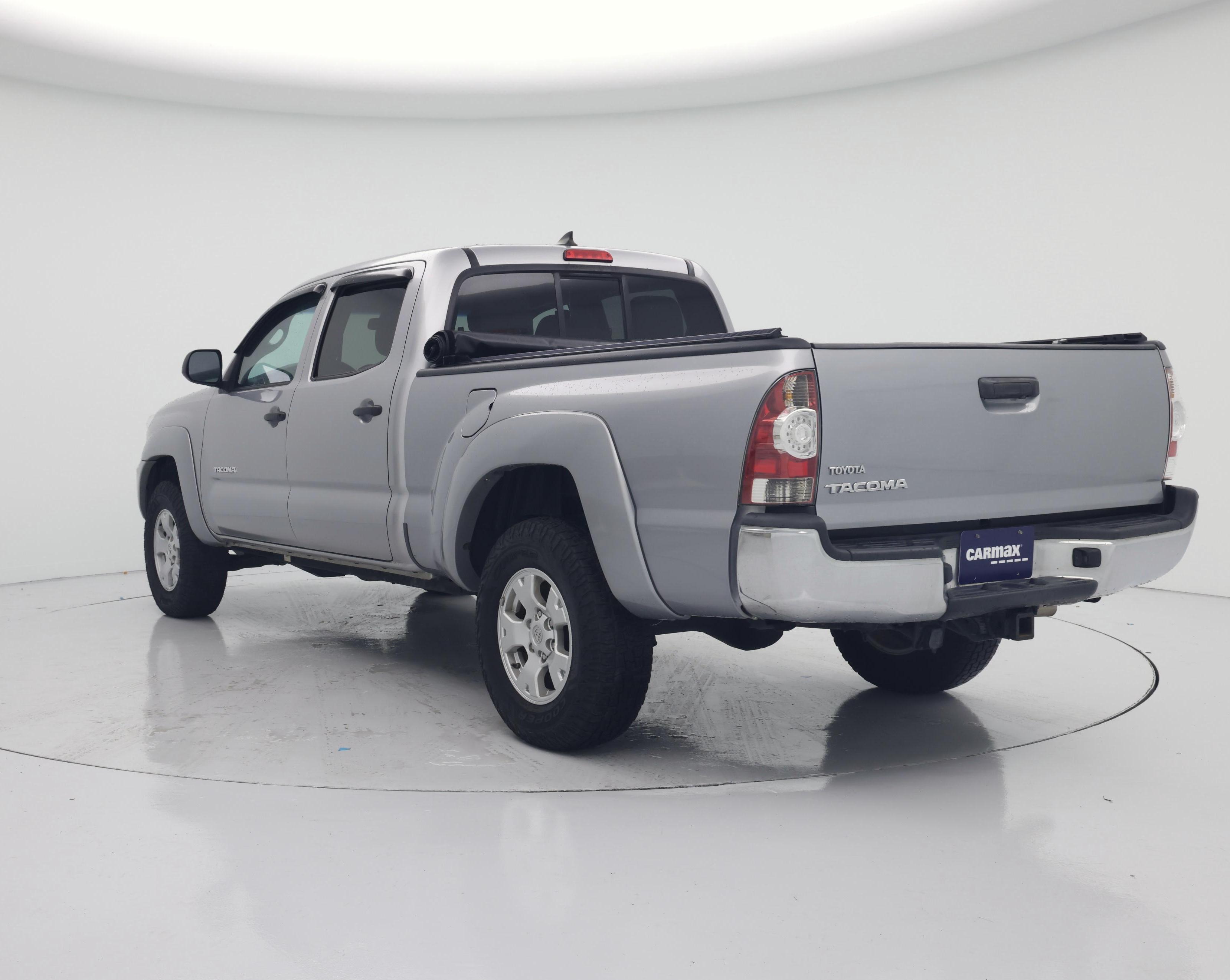 Thumbnail: 2015 Toyota Tacoma - 2