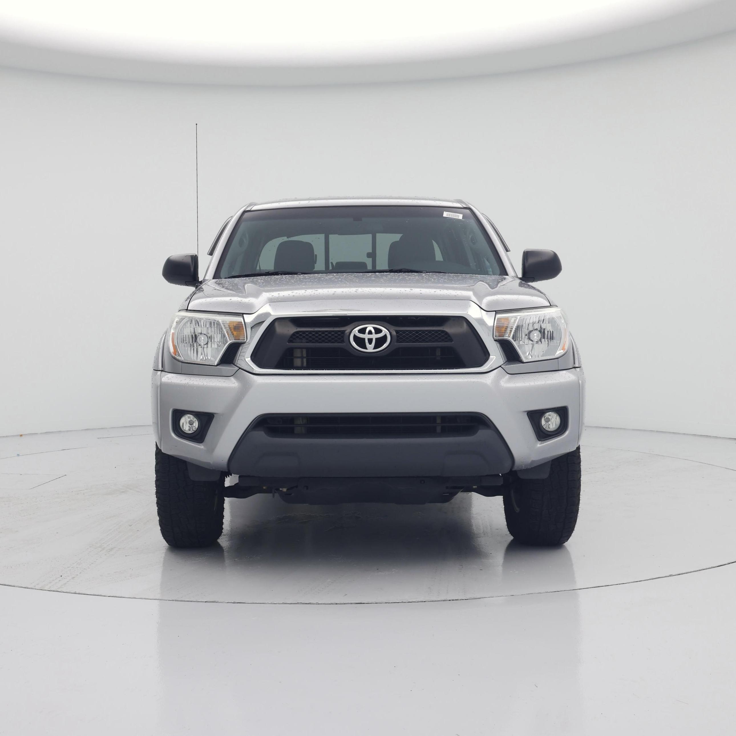Thumbnail: 2015 Toyota Tacoma - 5