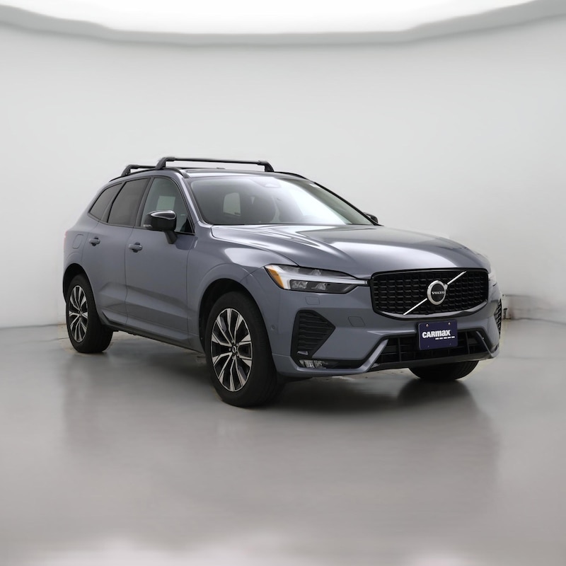2023 Volvo XC60 B5 Plus Dark Theme