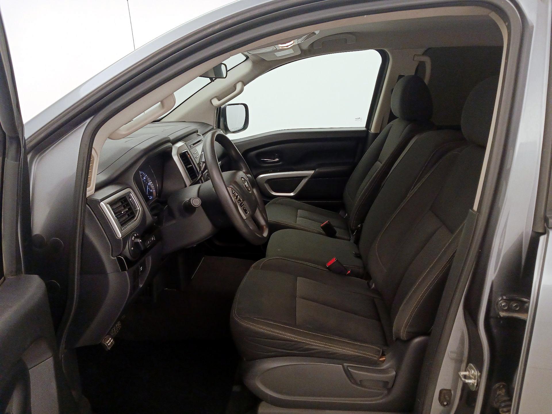 Thumbnail: 2017 Nissan Titan - 11