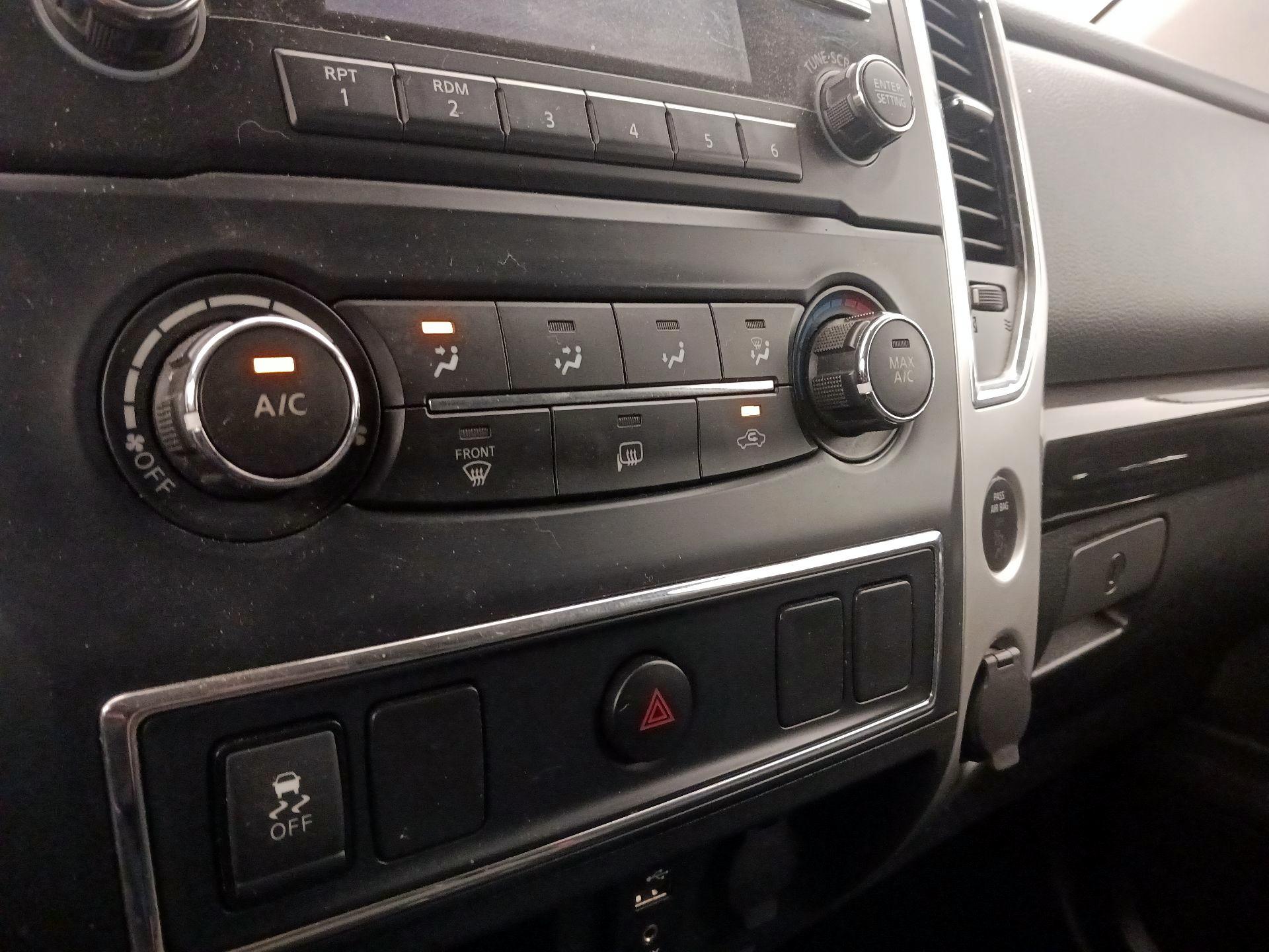 Thumbnail: 2017 Nissan Titan - 15