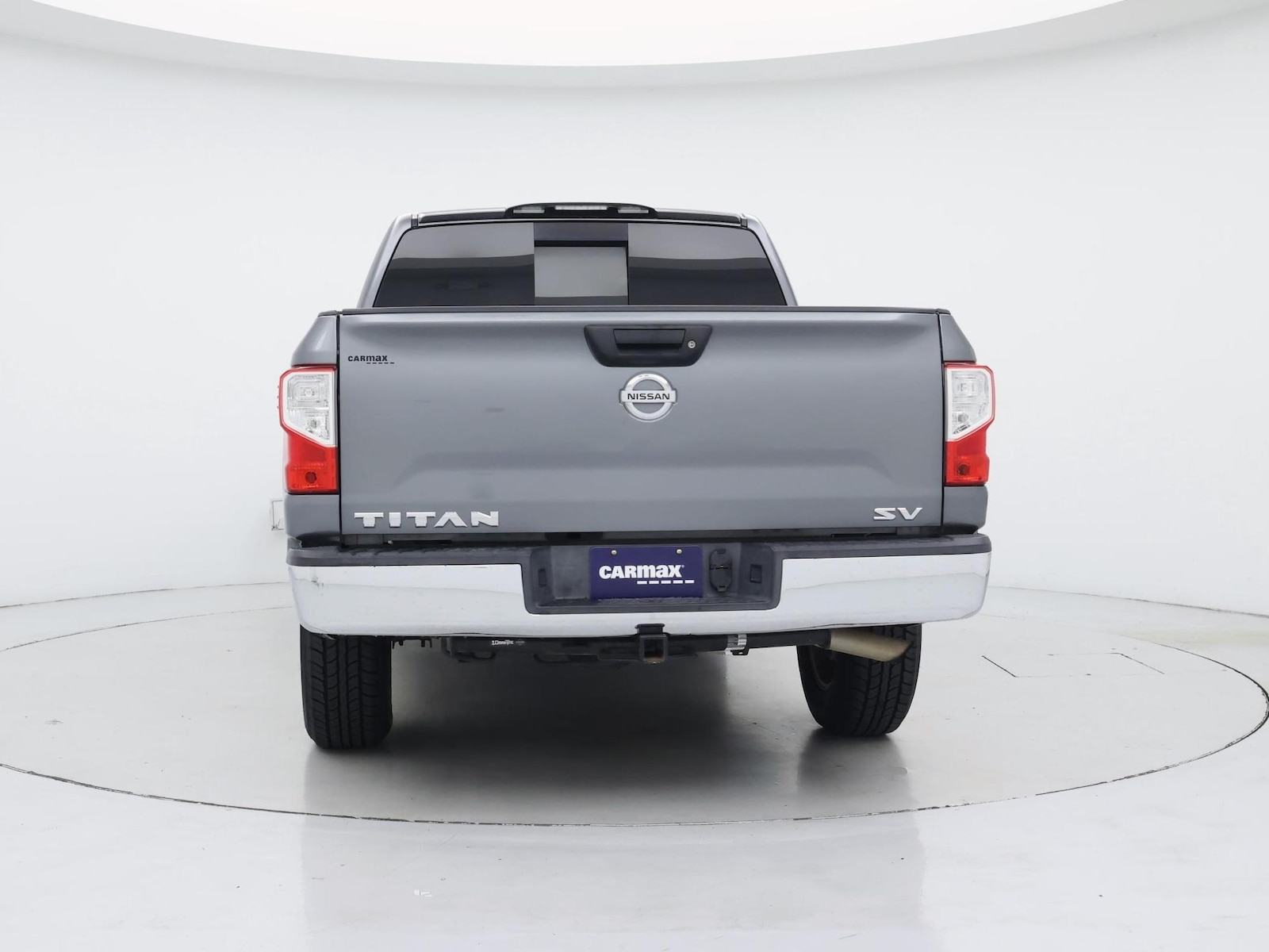 2017 Nissan Titan SV - Photo 7