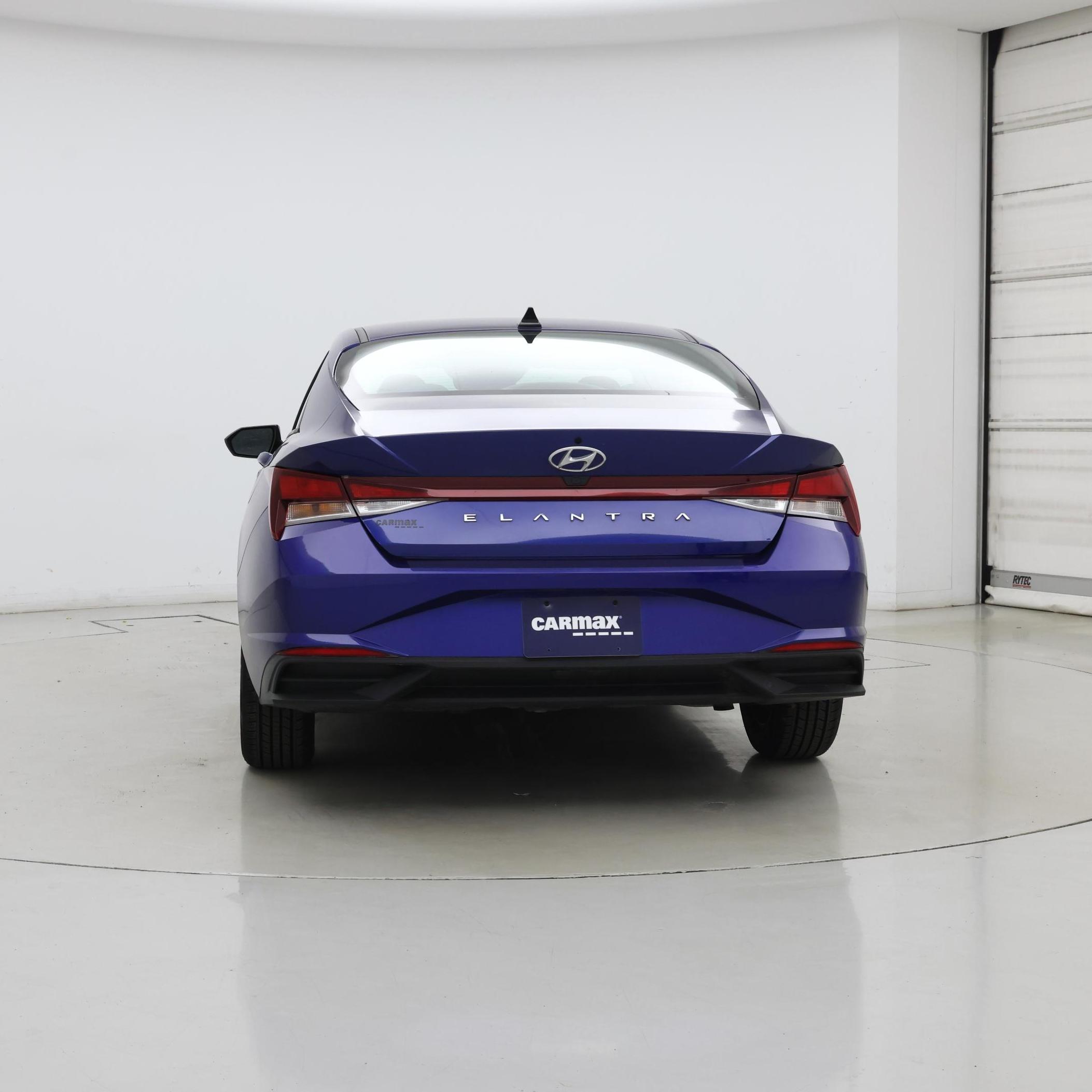 Thumbnail: 2022 Hyundai Elantra - 6