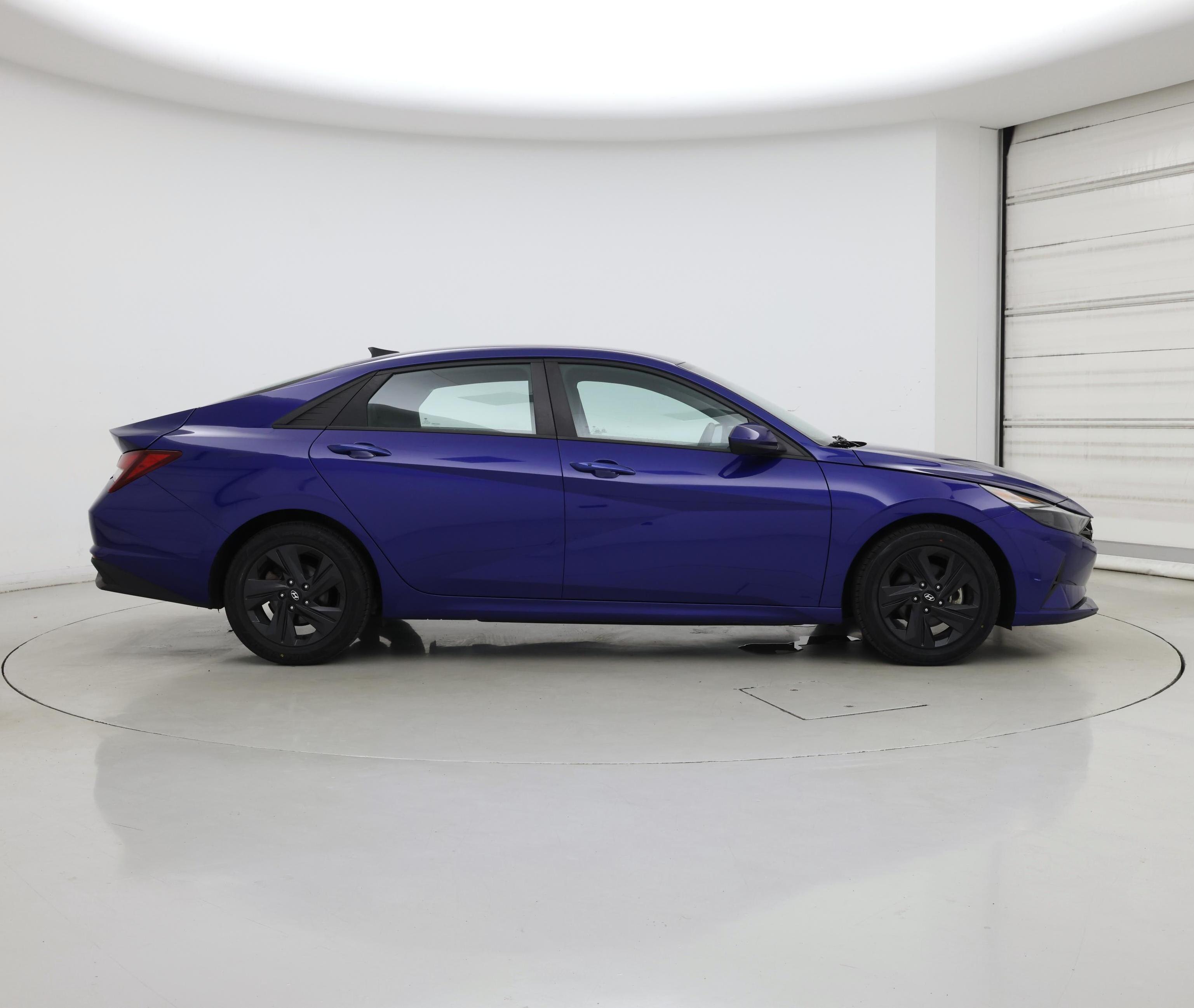 Thumbnail: 2022 Hyundai Elantra - 7