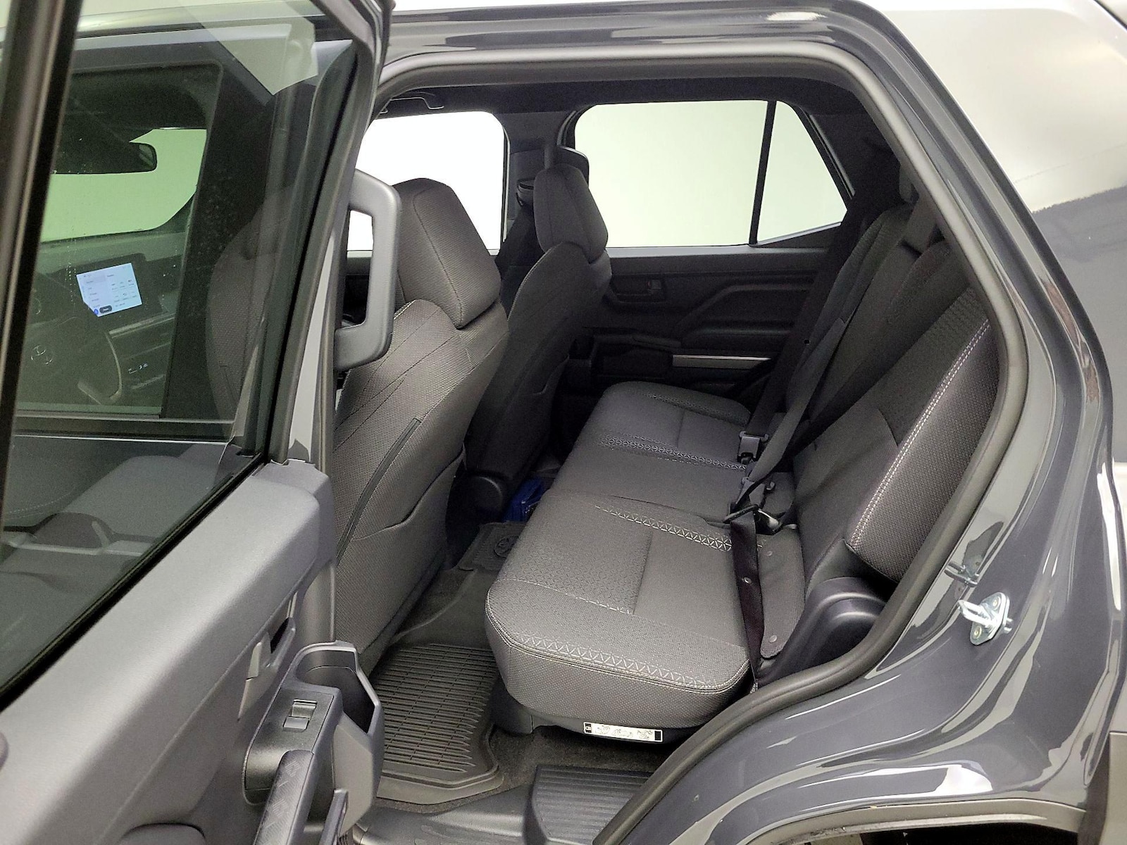 2026 Toyota 4Runner SR5 - Photo 20