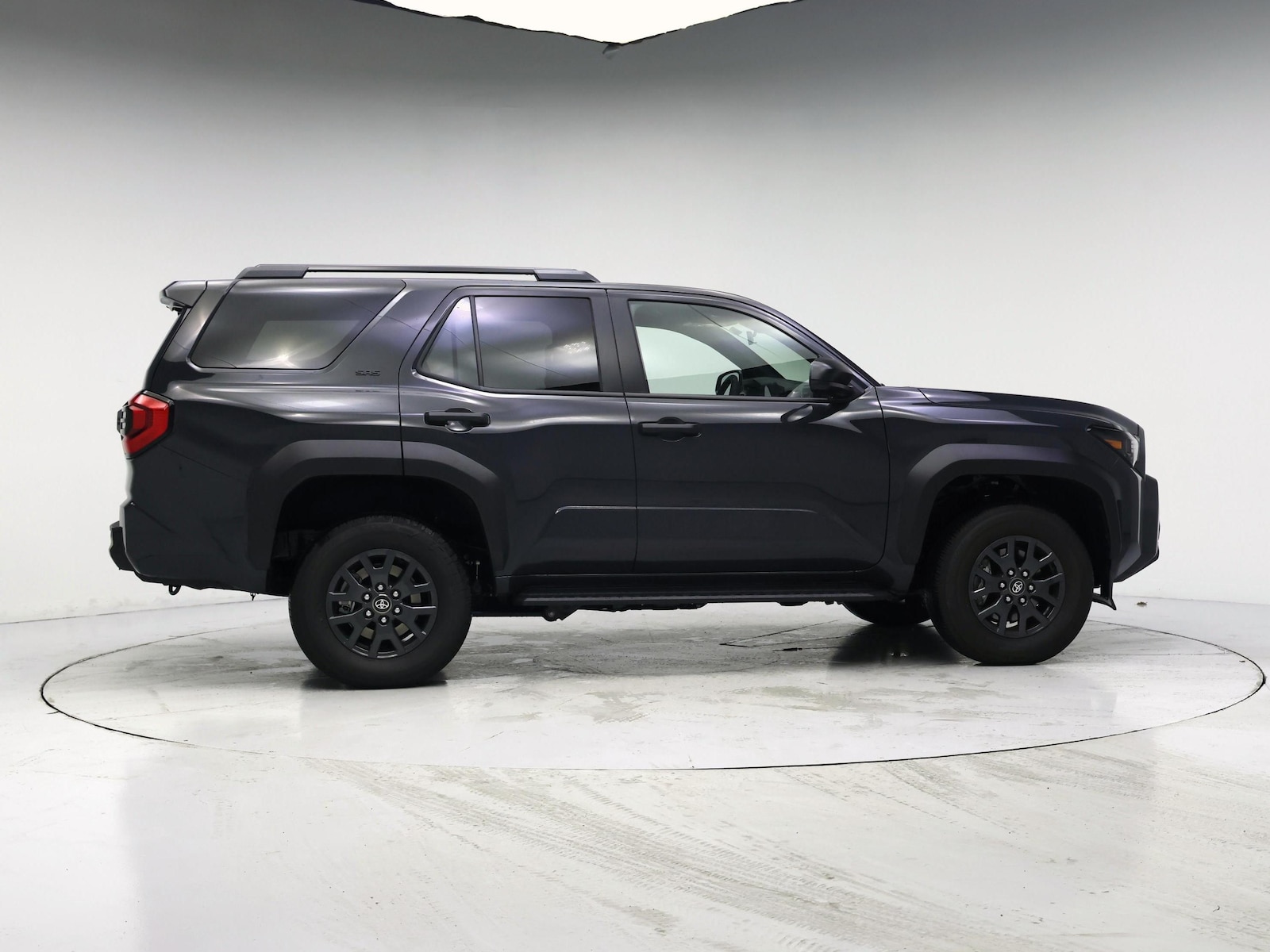2026 Toyota 4Runner SR5 - Photo 8