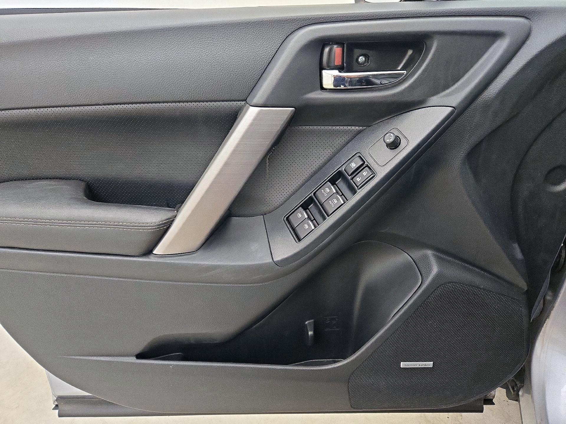 Thumbnail: 2017 Subaru Forester - 12