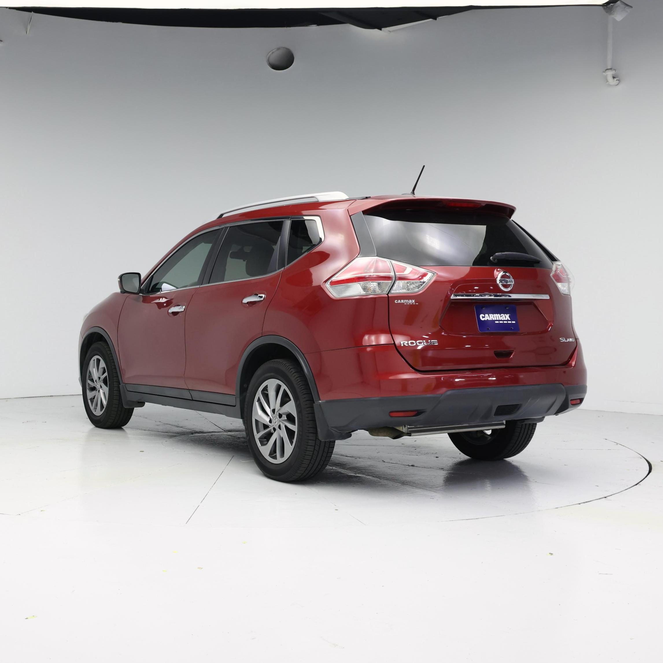 Thumbnail: 2015 Nissan Rogue - 2