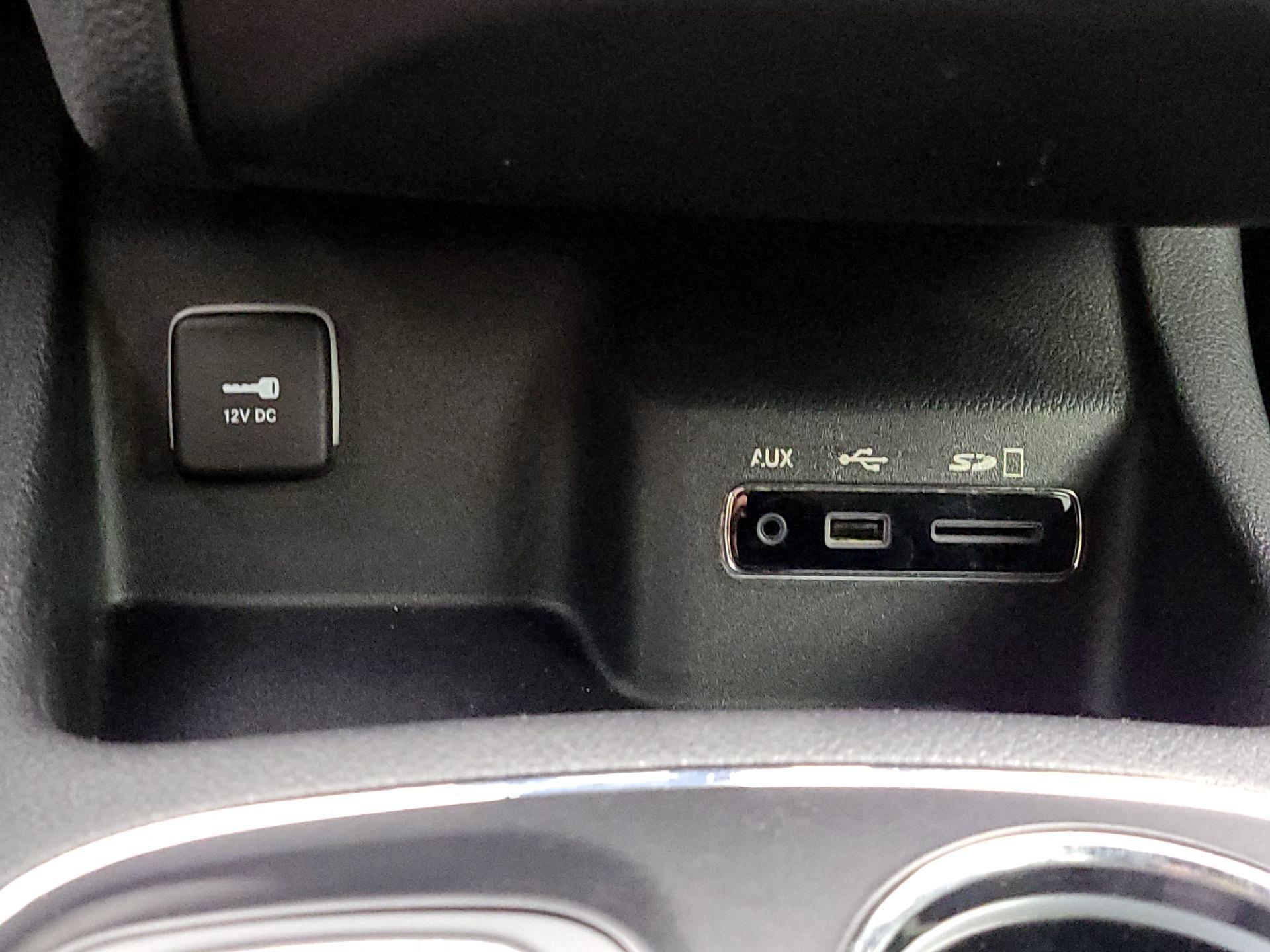 Thumbnail: 2015 Dodge Durango - 19