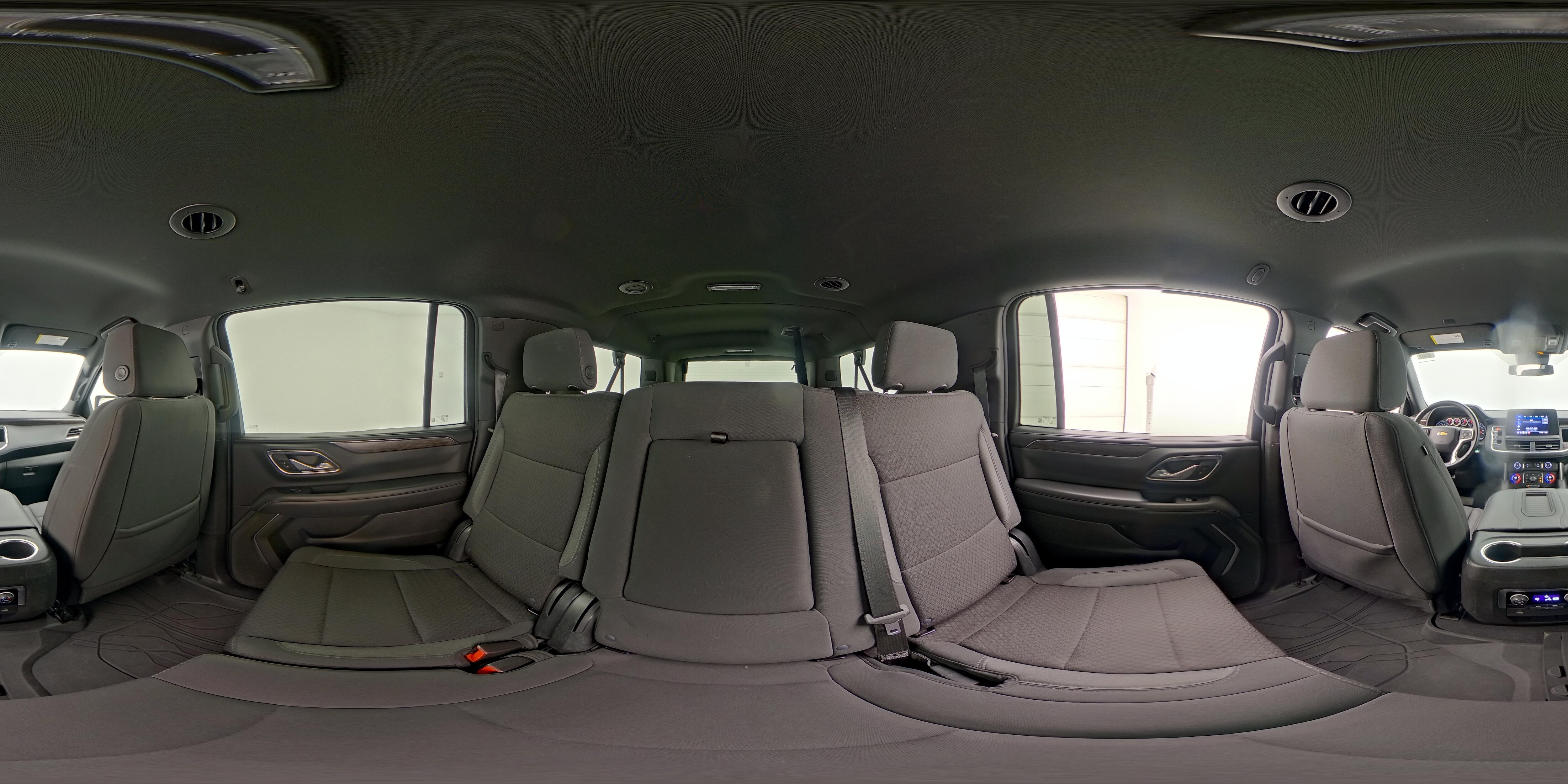 2023 Chevrolet Suburban LS - Photo 27