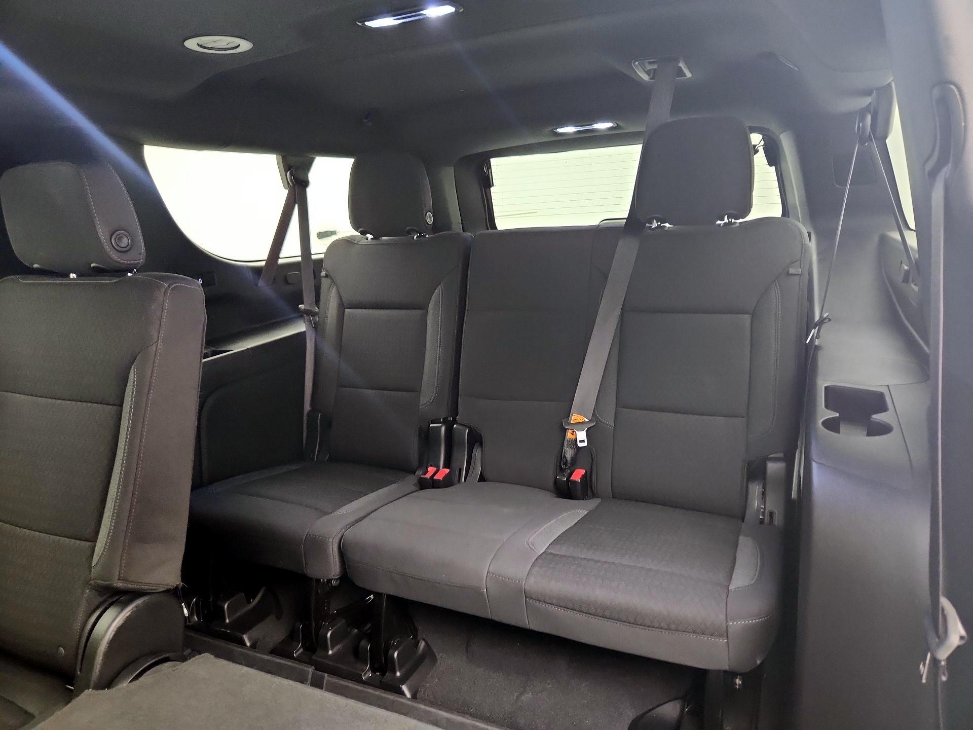 Thumbnail: 2023 Chevrolet Suburban - 20