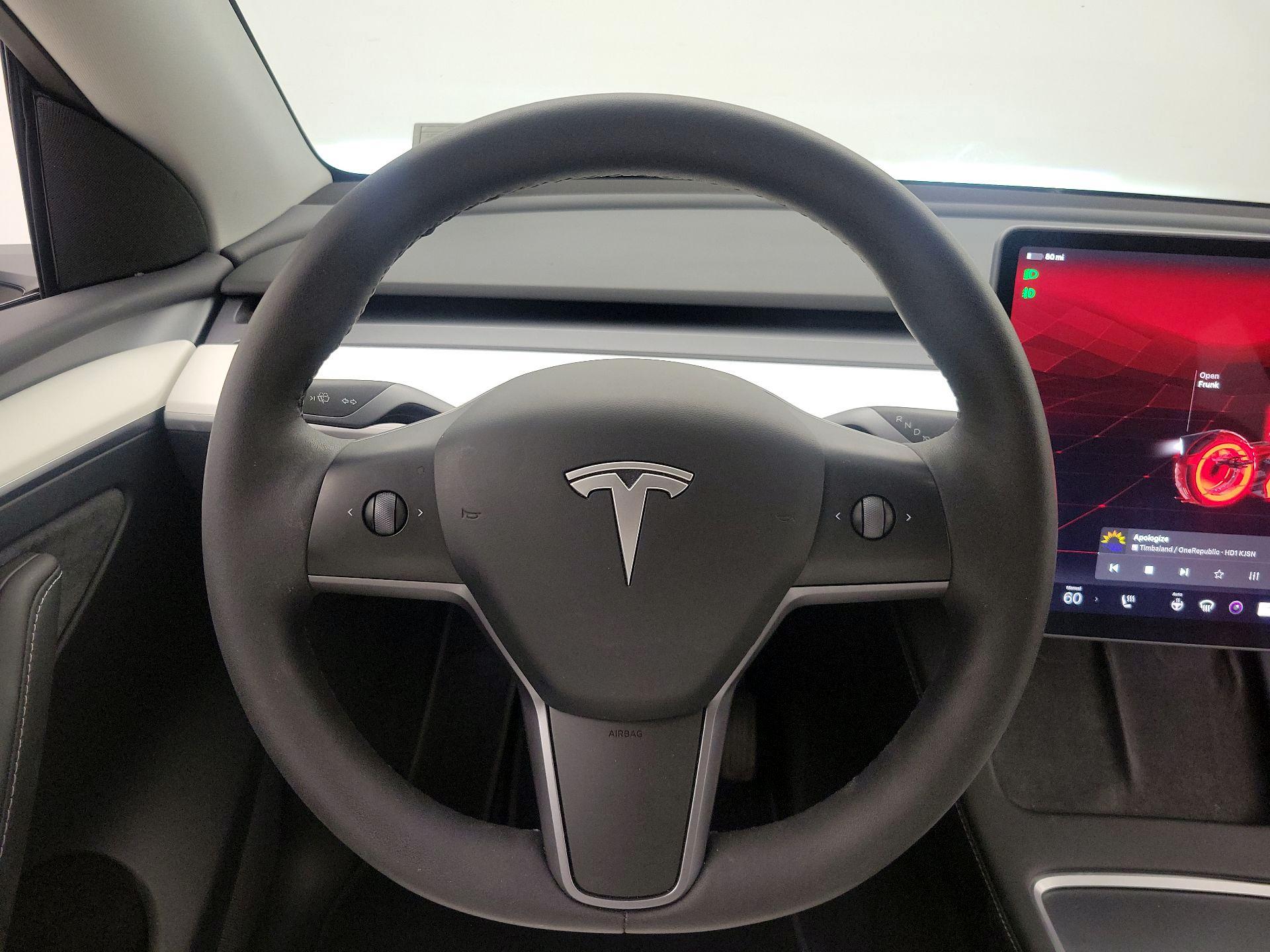 Thumbnail: 2023 Tesla Model Y - 10