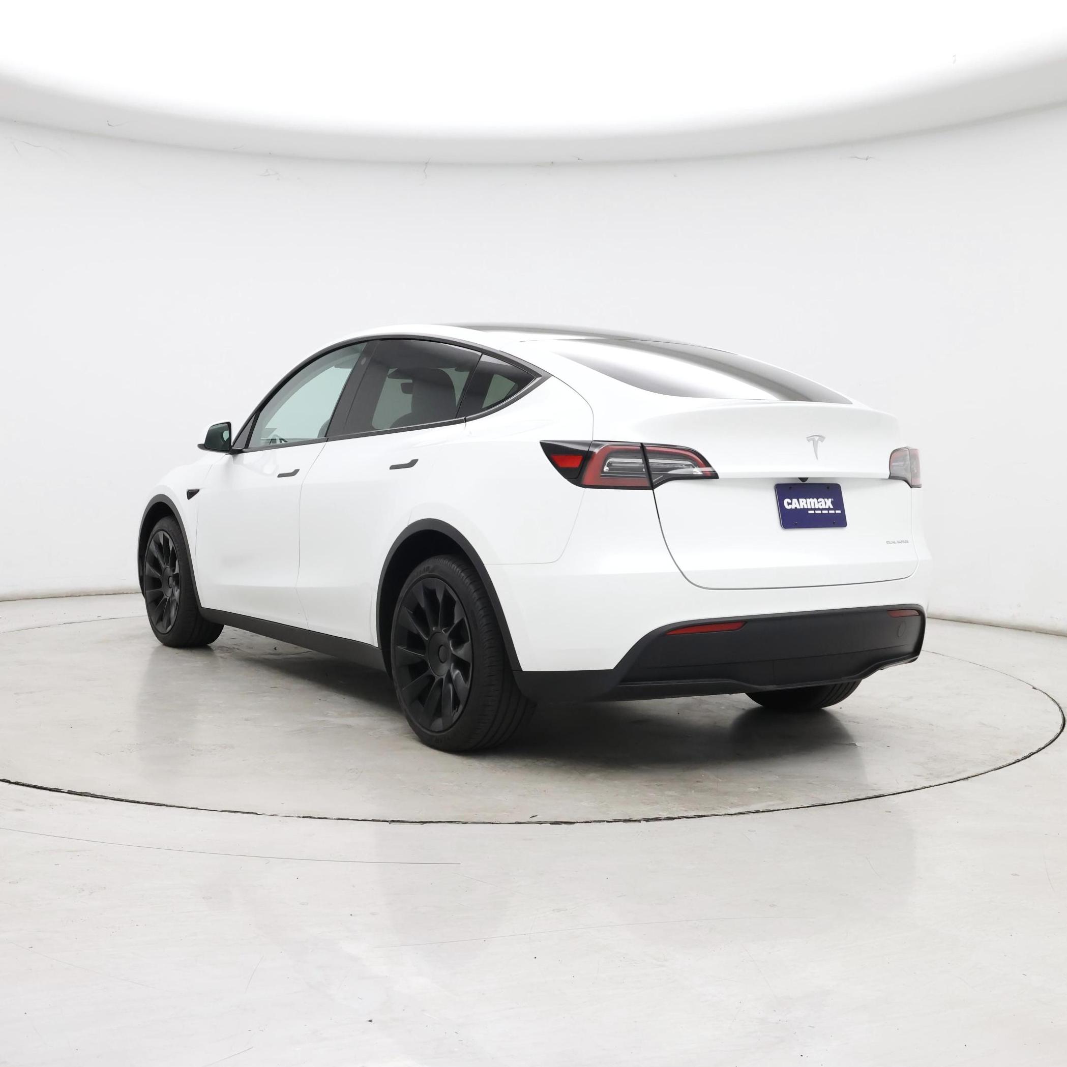 Thumbnail: 2023 Tesla Model Y - 2