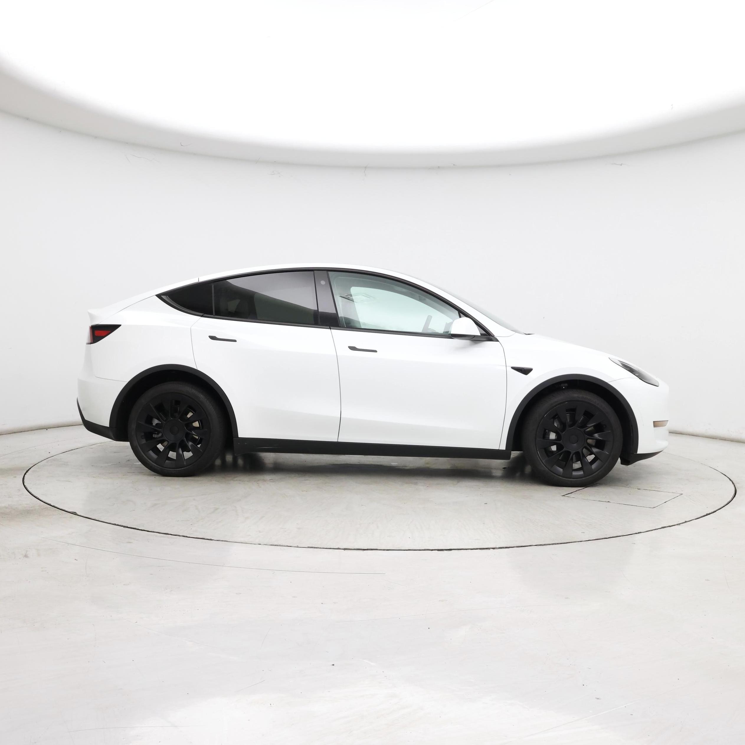 Thumbnail: 2023 Tesla Model Y - 7