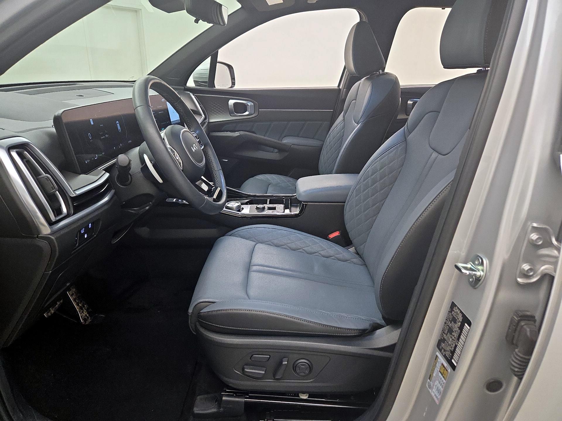 Thumbnail: 2025 Kia Sorento - 11
