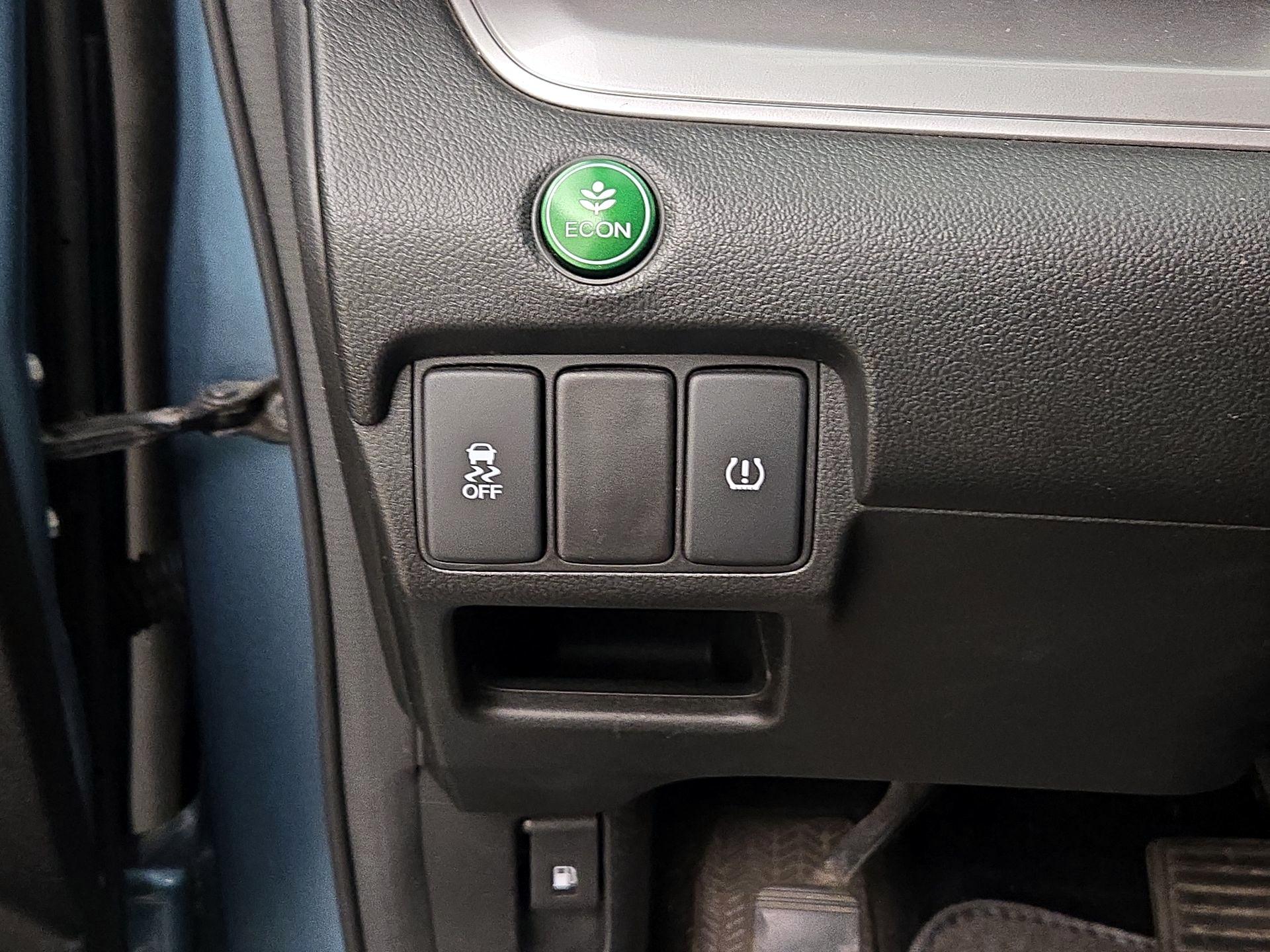 Thumbnail: 2015 Honda CR-V - 13
