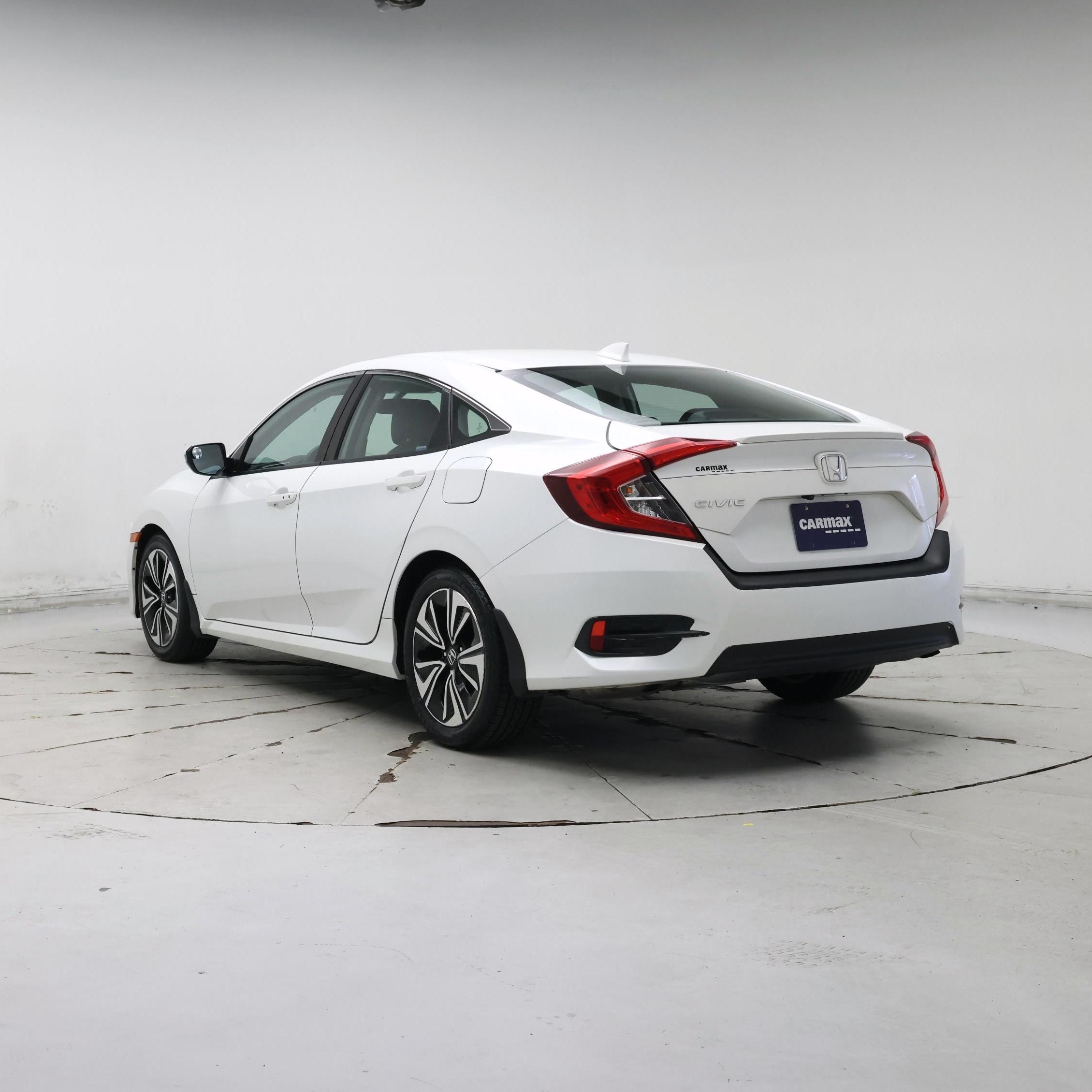 Thumbnail: 2017 Honda Civic - 2