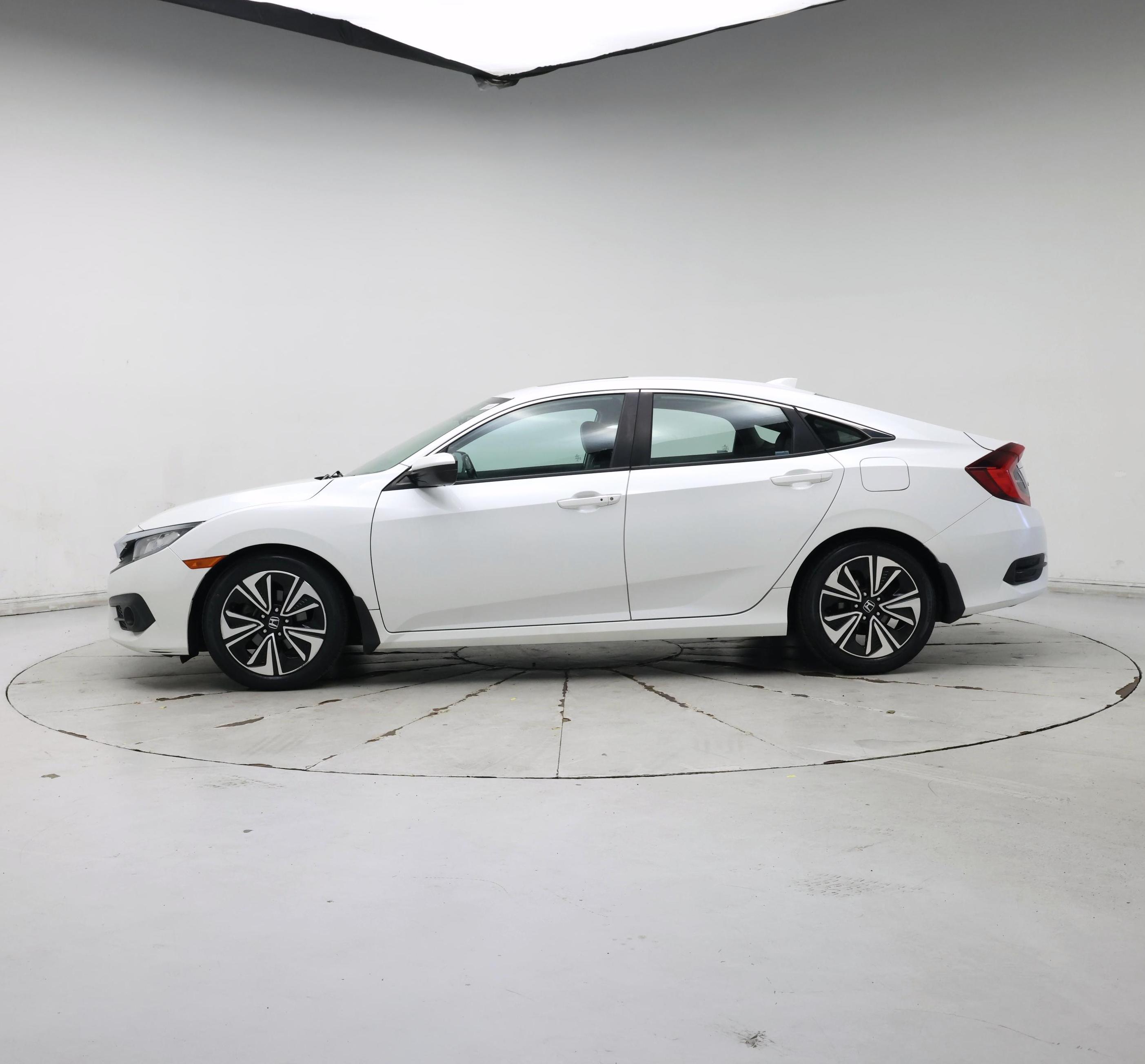 Thumbnail: 2017 Honda Civic - 3