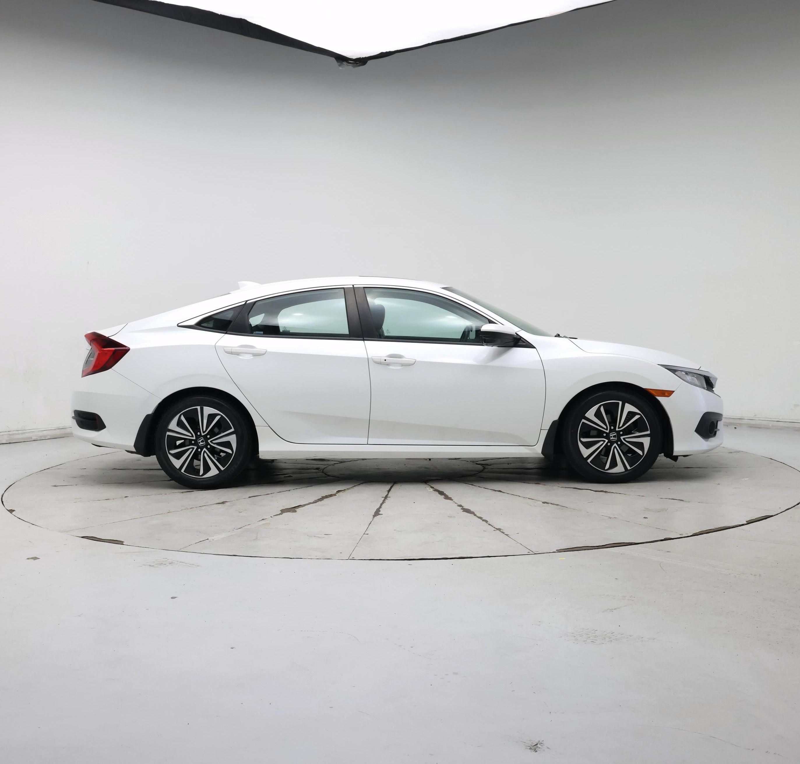 Thumbnail: 2017 Honda Civic - 7