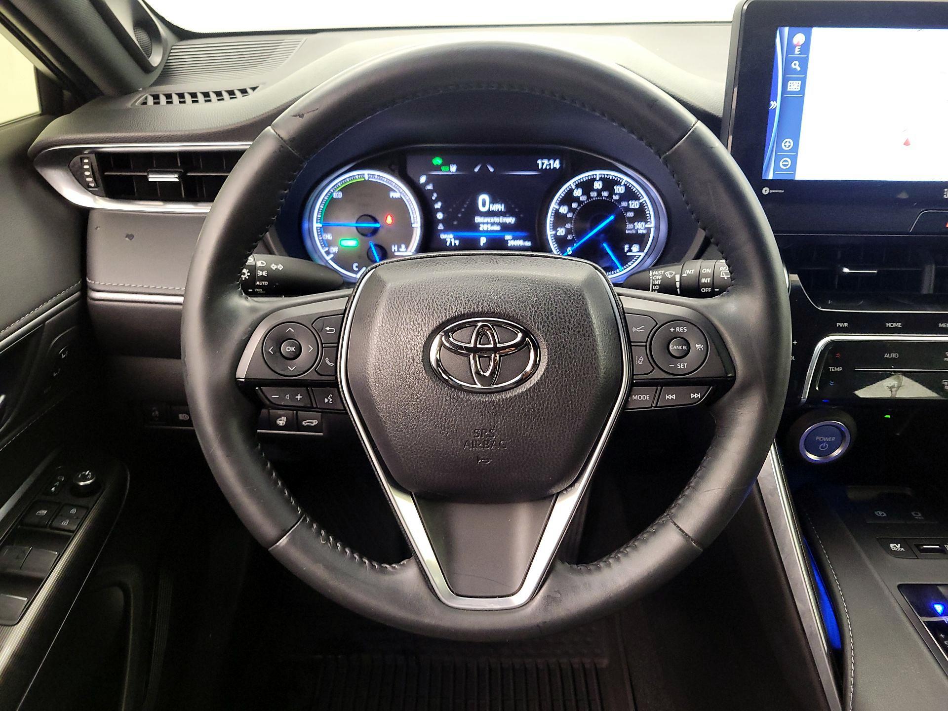 Thumbnail: 2021 Toyota Venza - 10