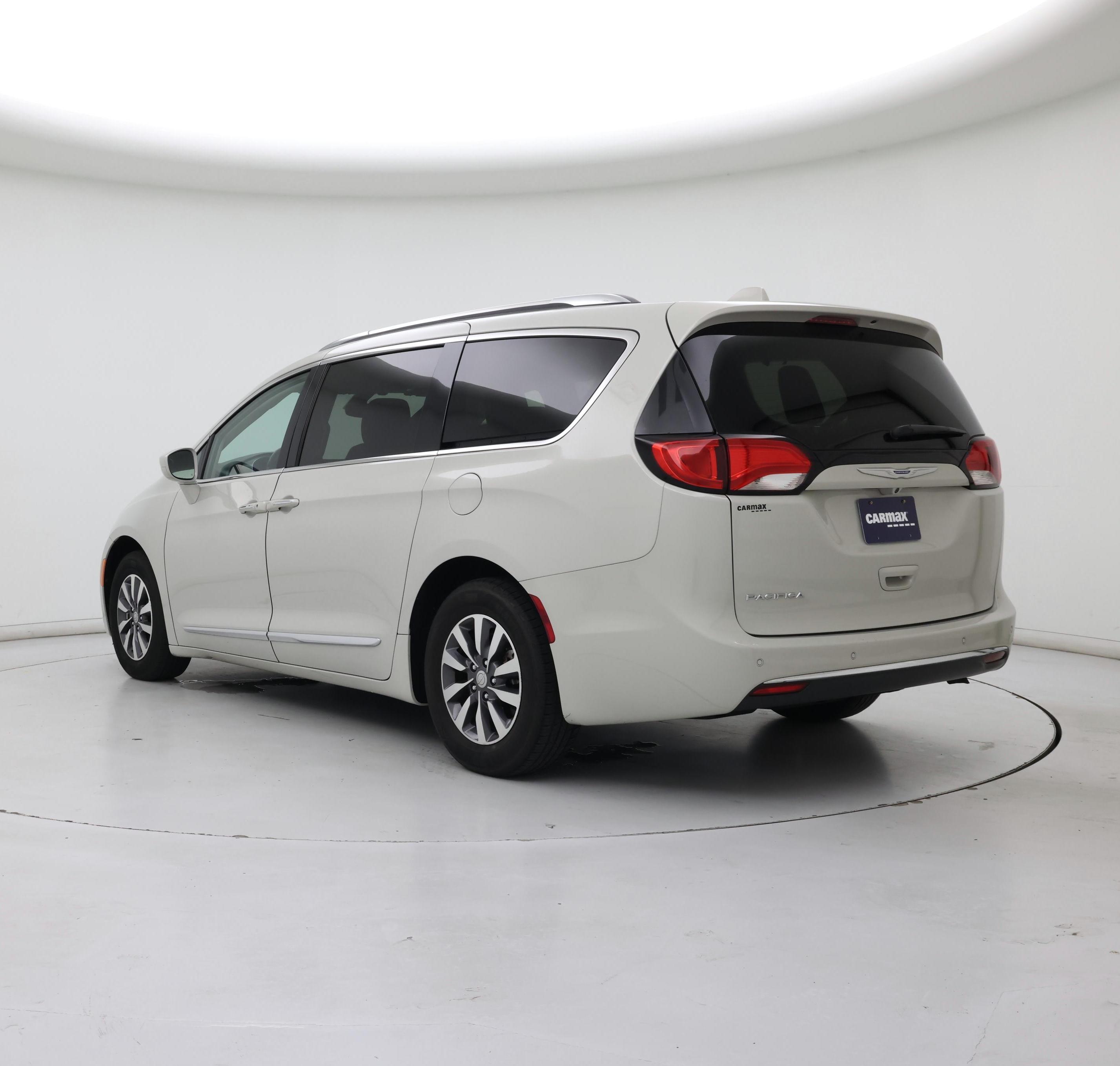 Thumbnail: 2020 Chrysler Pacifica - 2