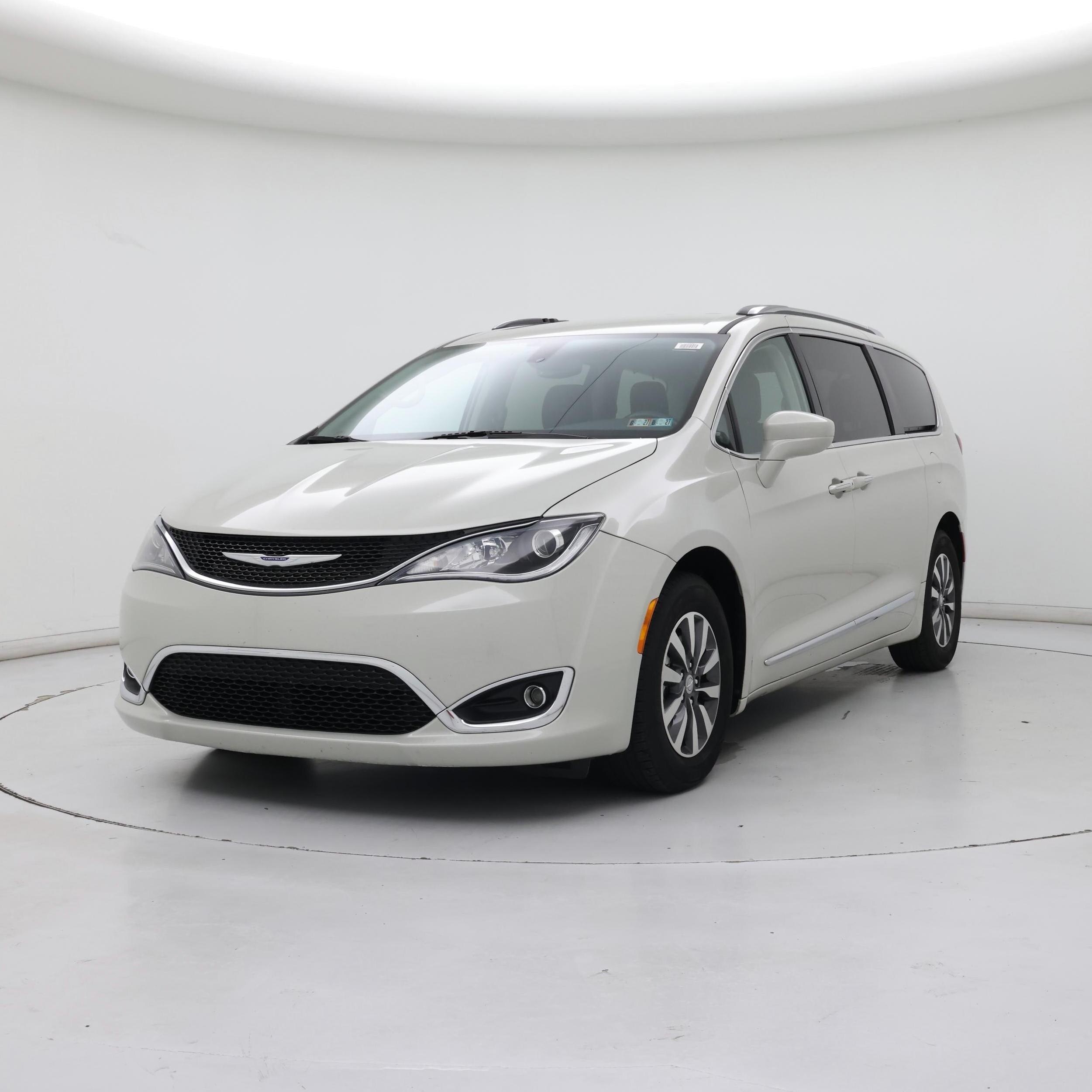 Thumbnail: 2020 Chrysler Pacifica - 4
