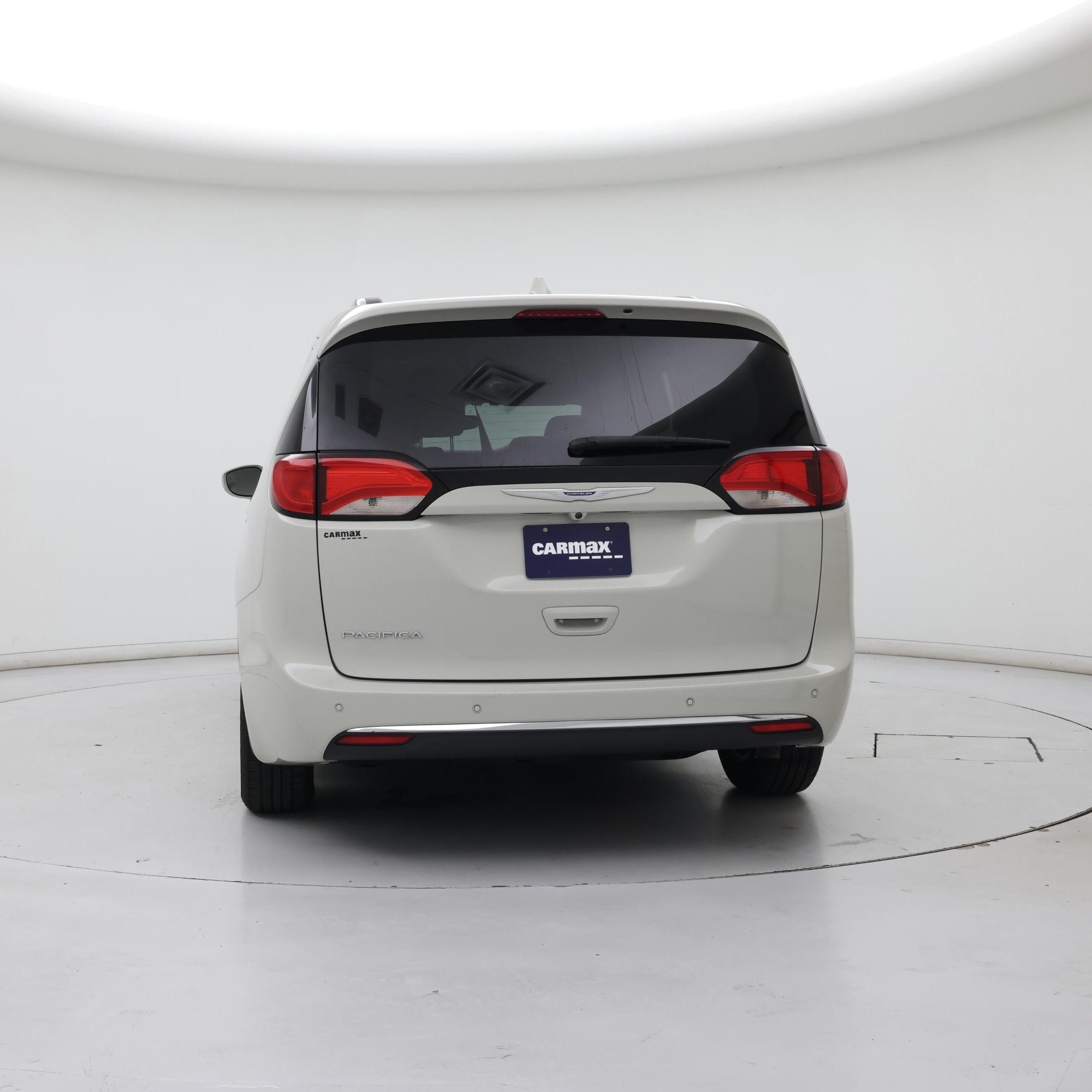 Thumbnail: 2020 Chrysler Pacifica - 6