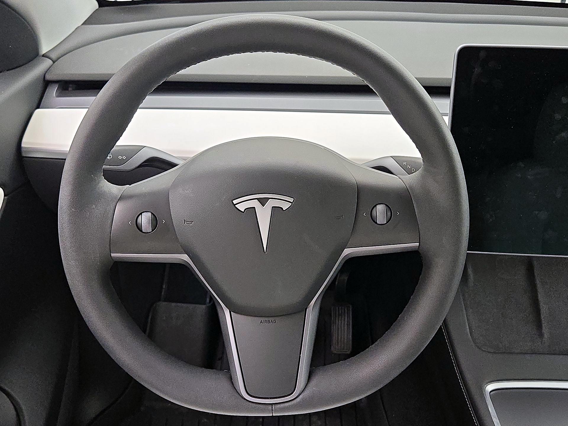Thumbnail: 2022 Tesla Model Y - 10