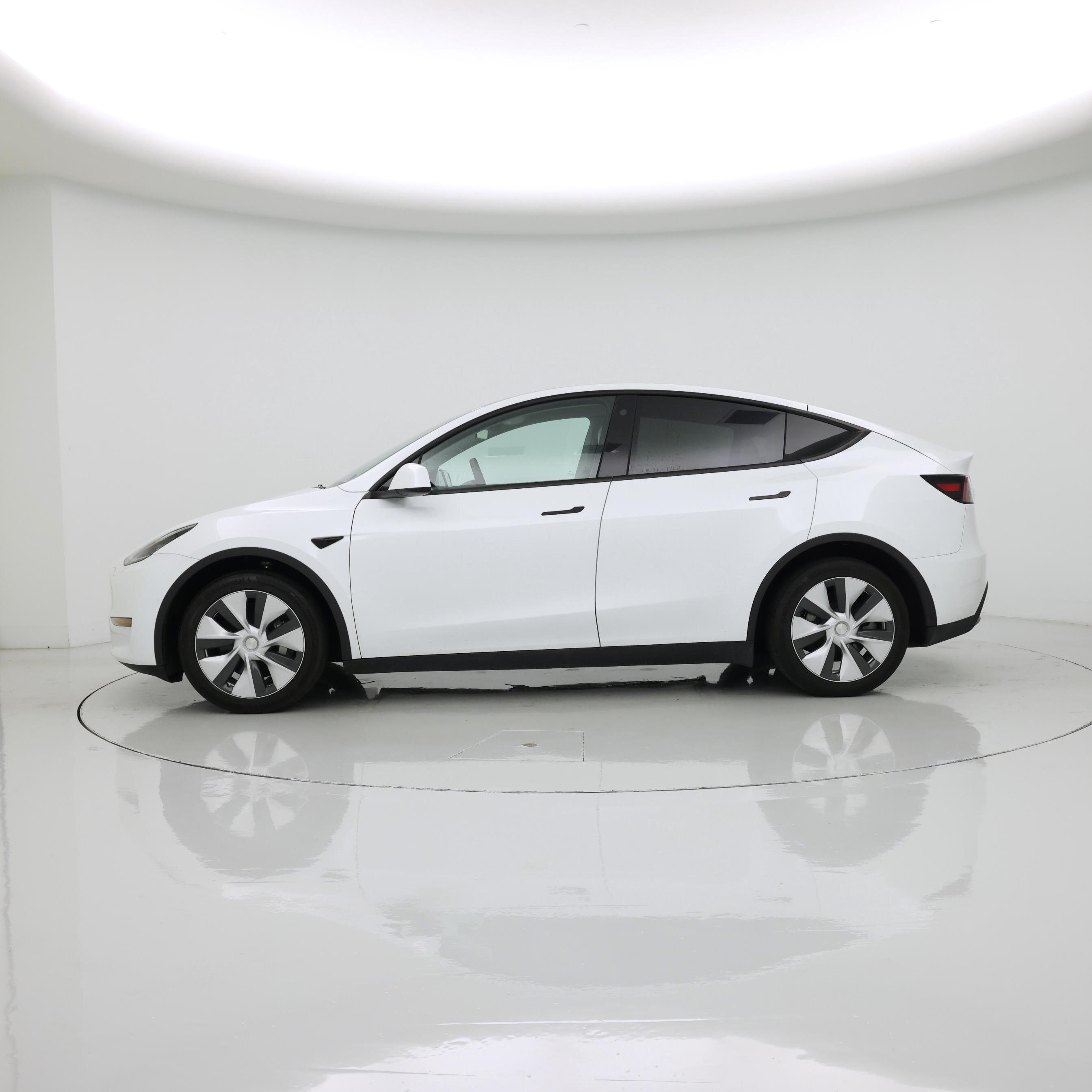 Thumbnail: 2022 Tesla Model Y - 3