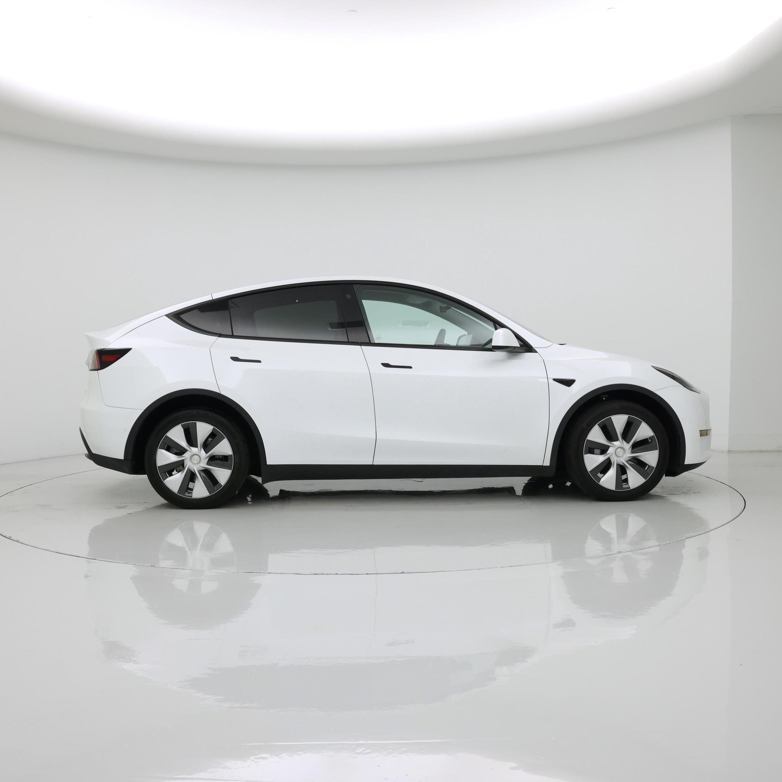 Thumbnail: 2022 Tesla Model Y - 7