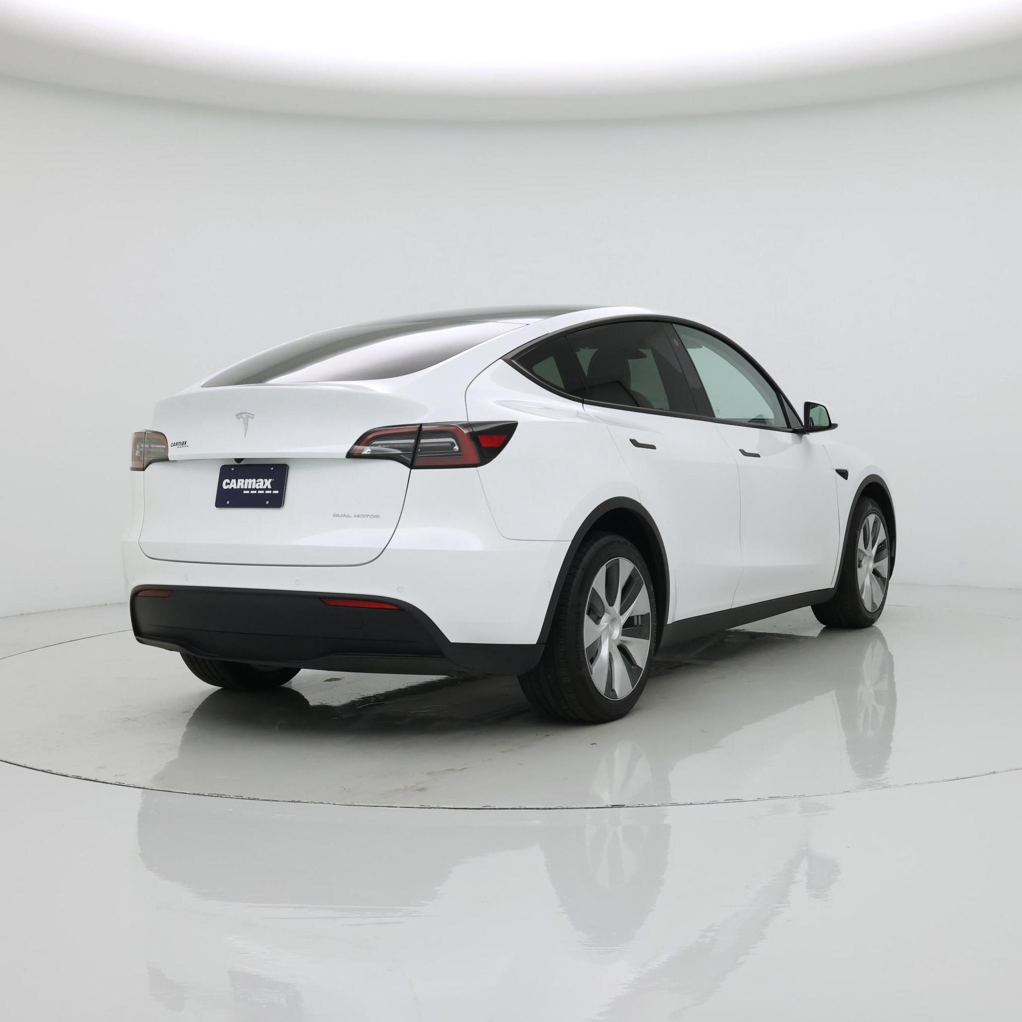 Thumbnail: 2022 Tesla Model Y - 8
