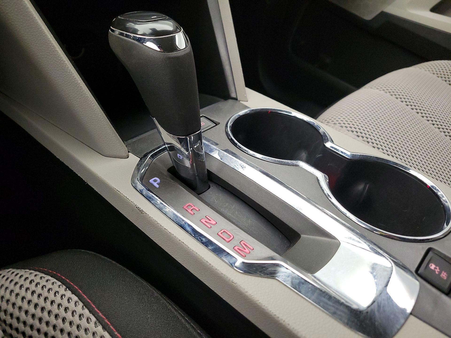 Thumbnail: 2016 GMC Terrain - 17