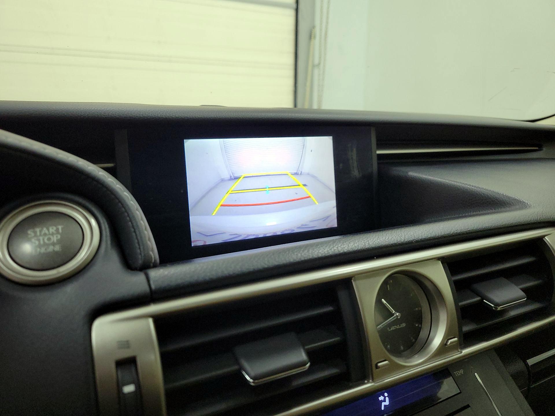 Thumbnail: 2015 Lexus IS - 14