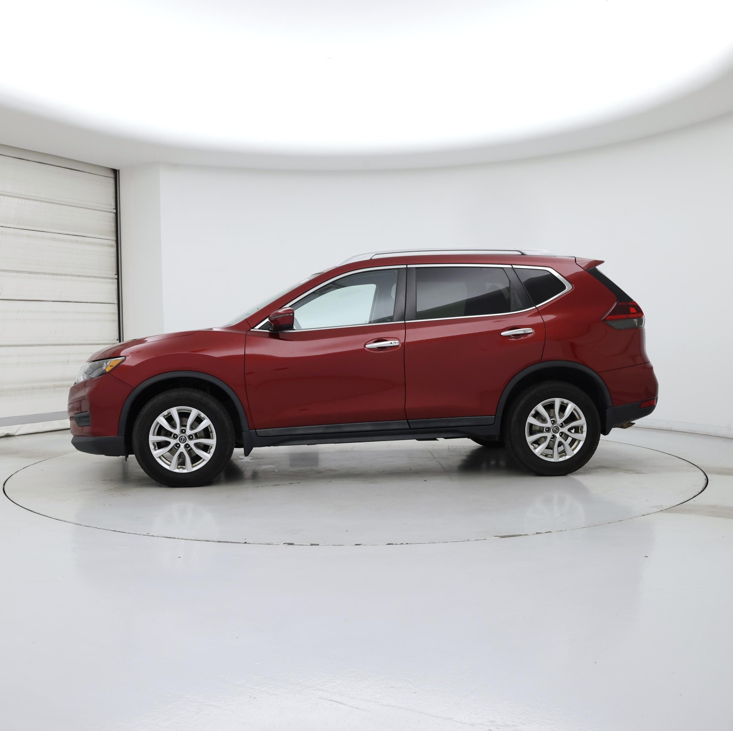 Thumbnail: 2018 Nissan Rogue - 3
