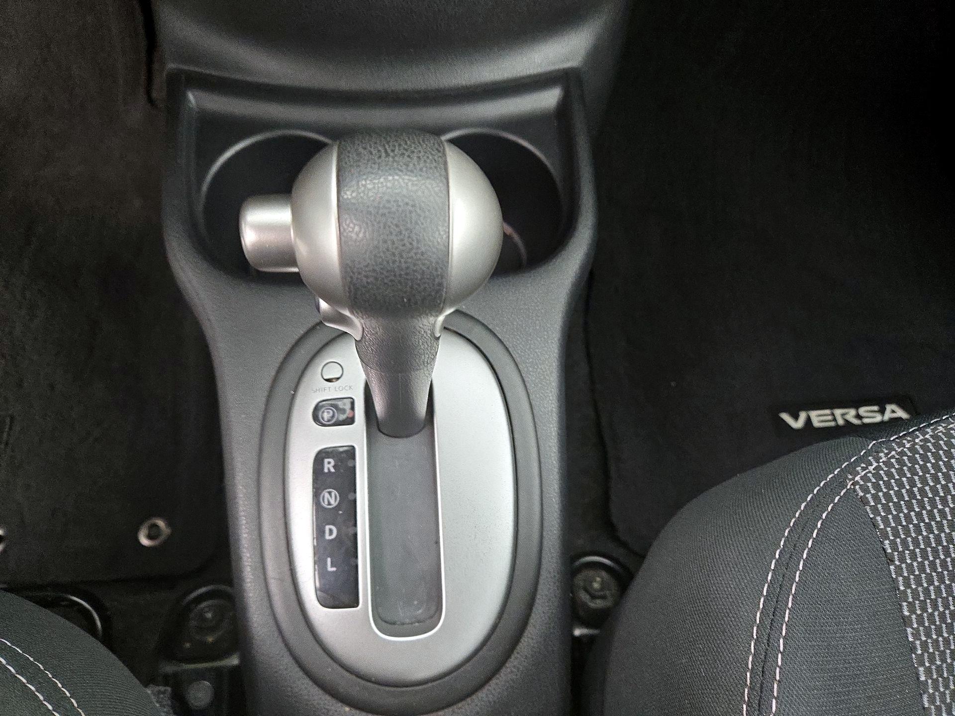 Thumbnail: 2015 Nissan Versa - 14