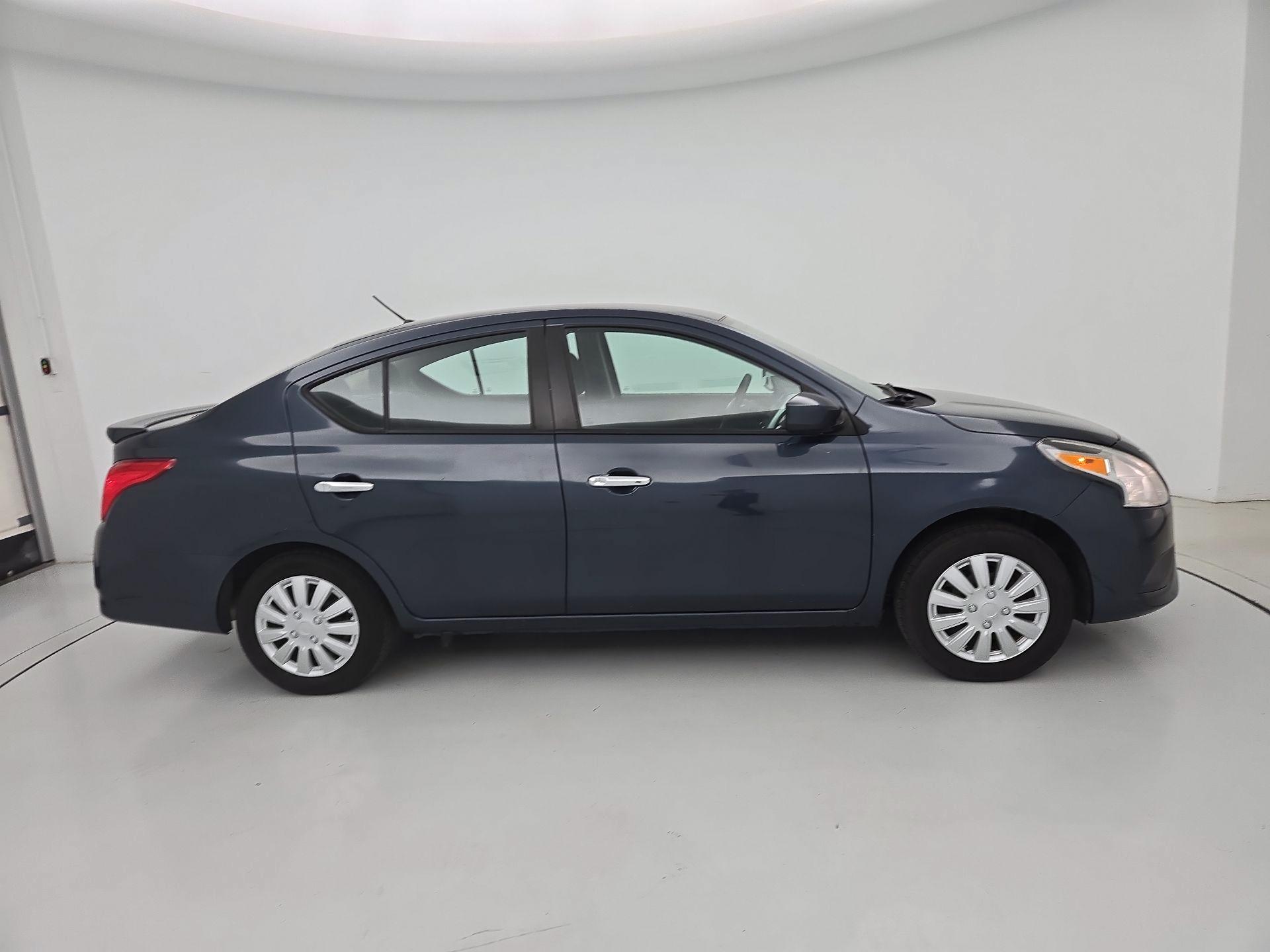 Thumbnail: 2015 Nissan Versa - 4