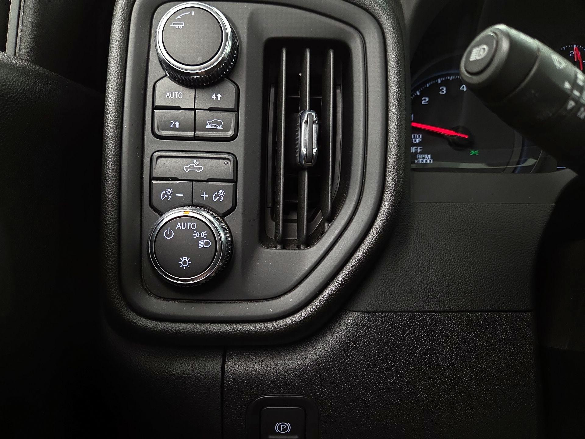 Thumbnail: 2023 GMC Sierra 1500 - 13