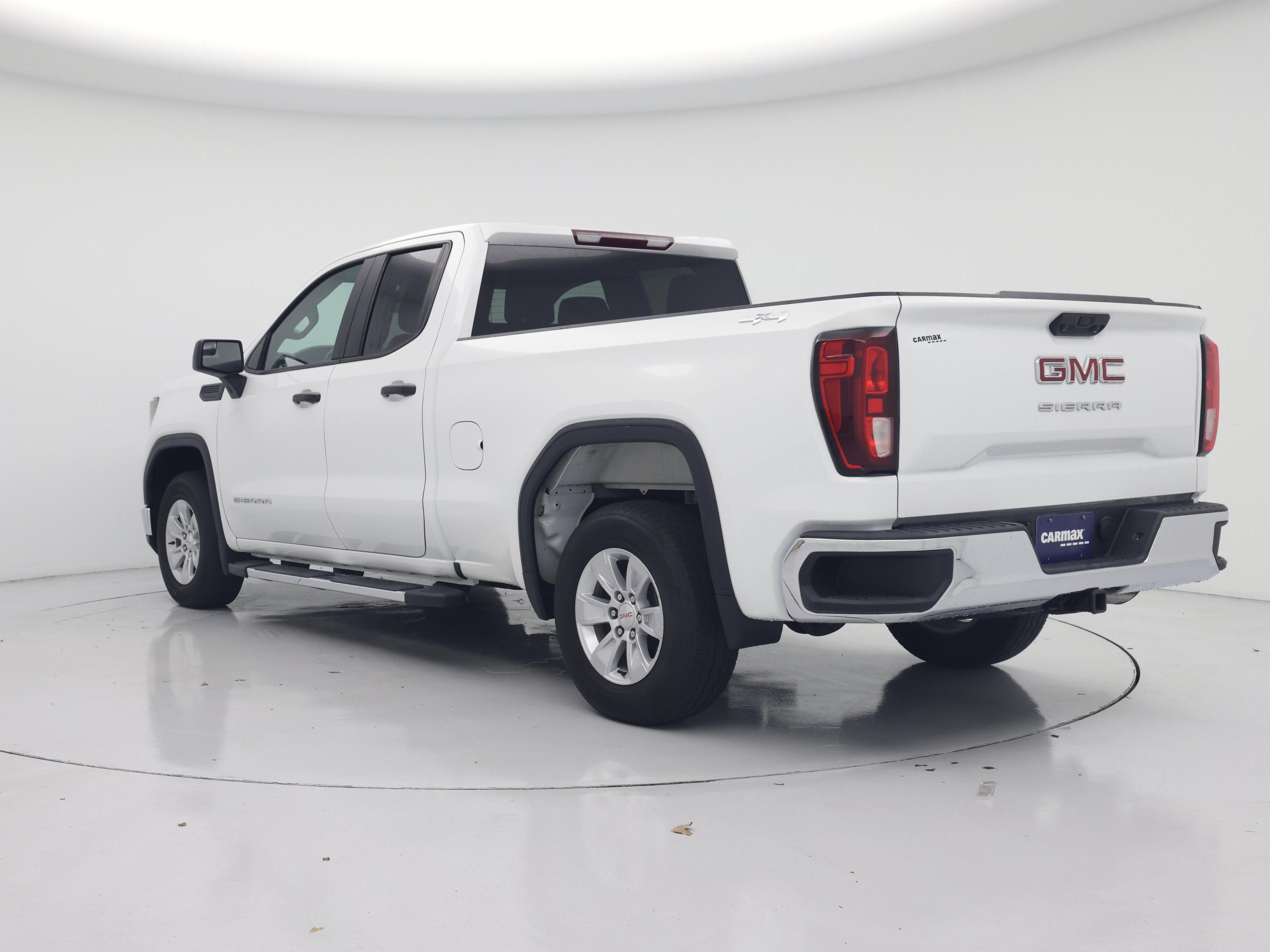 Thumbnail: 2023 GMC Sierra 1500 - 2