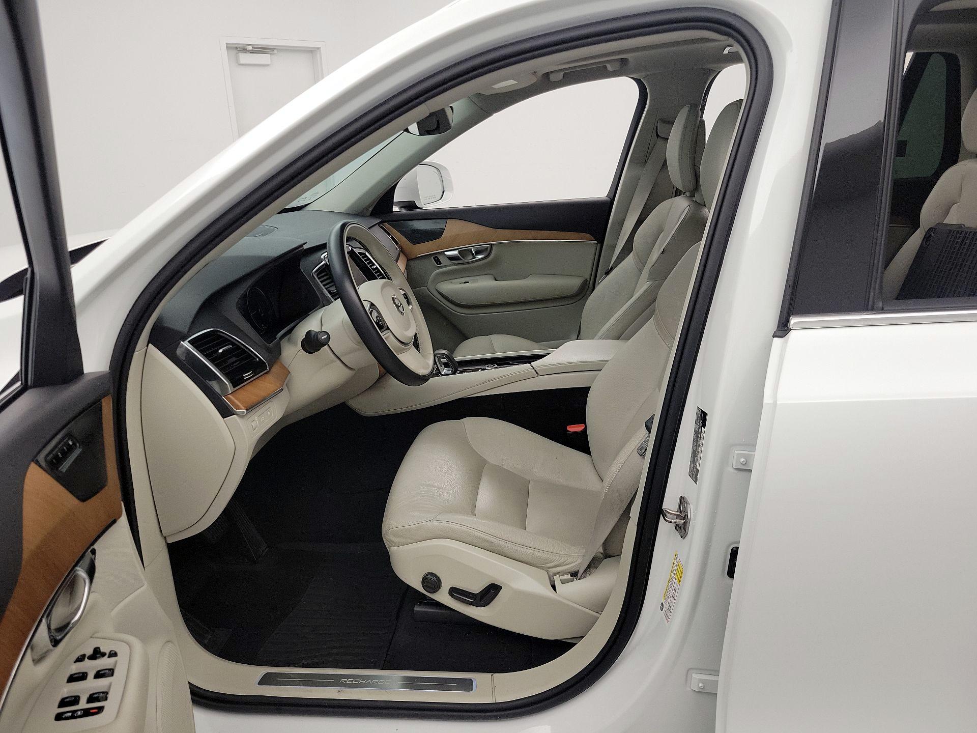 Thumbnail: 2022 Volvo XC90 - 11