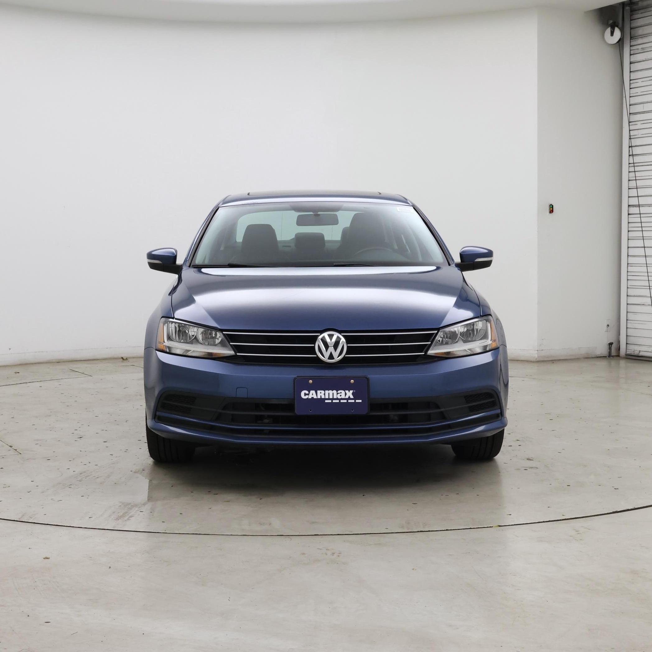 Thumbnail: 2017 Volkswagen Jetta - 5