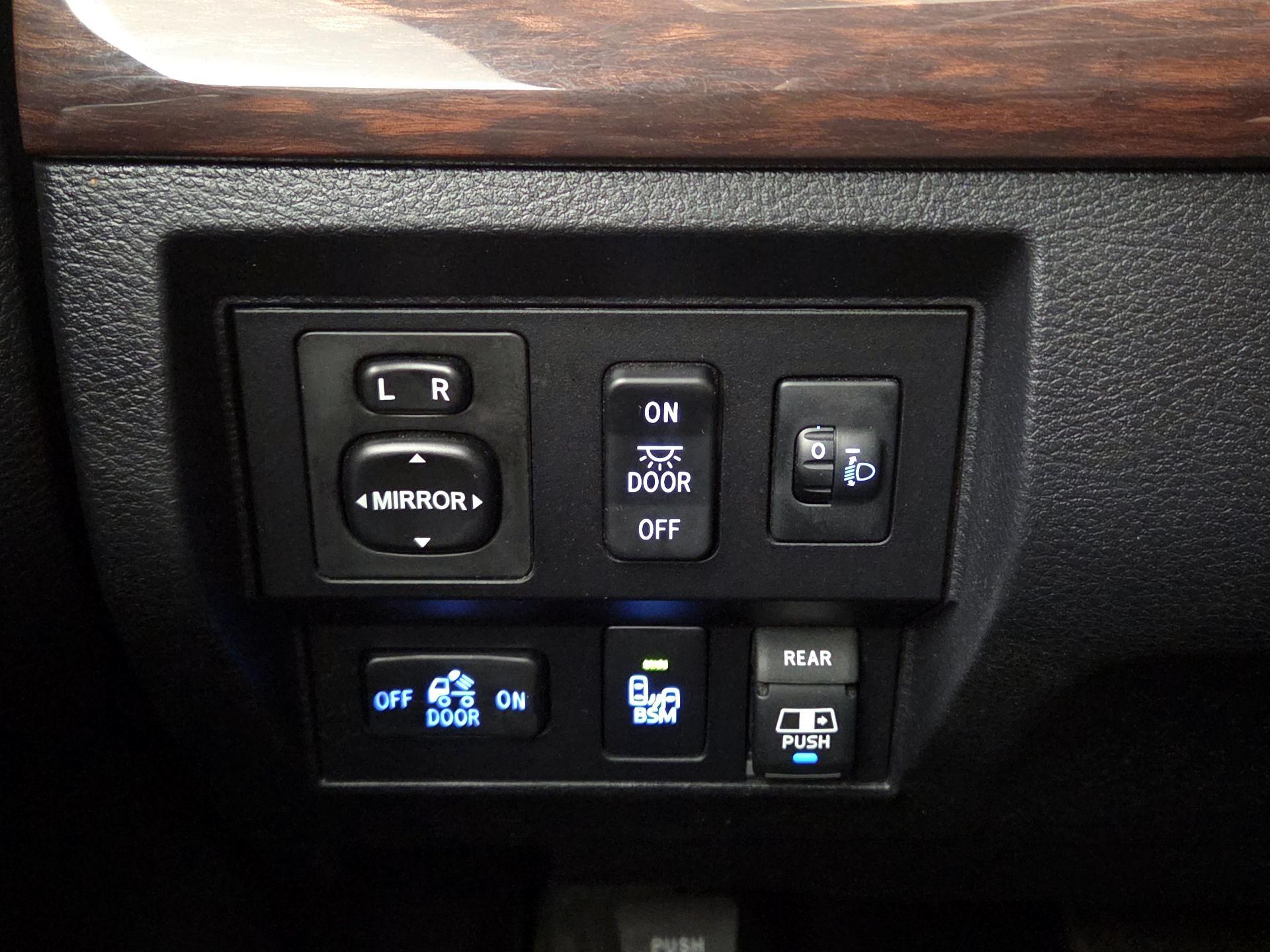 Thumbnail: 2017 Toyota Tundra - 13