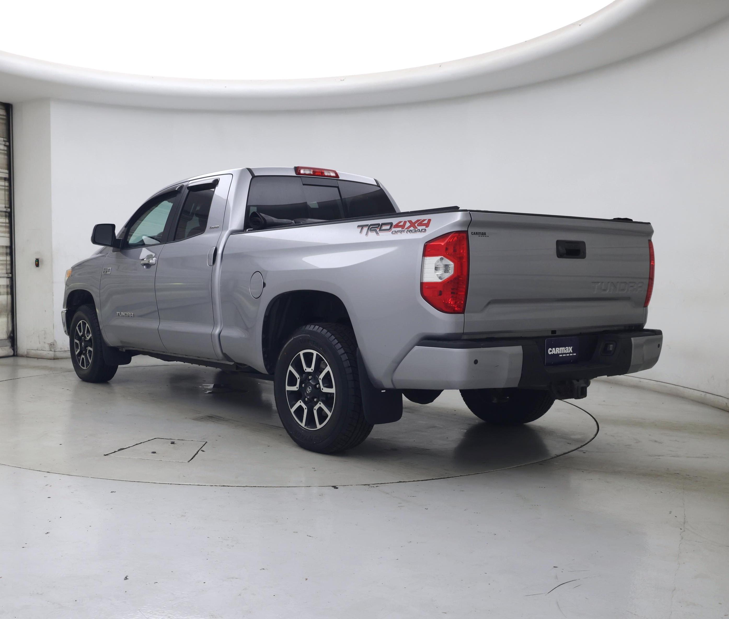 Thumbnail: 2017 Toyota Tundra - 2