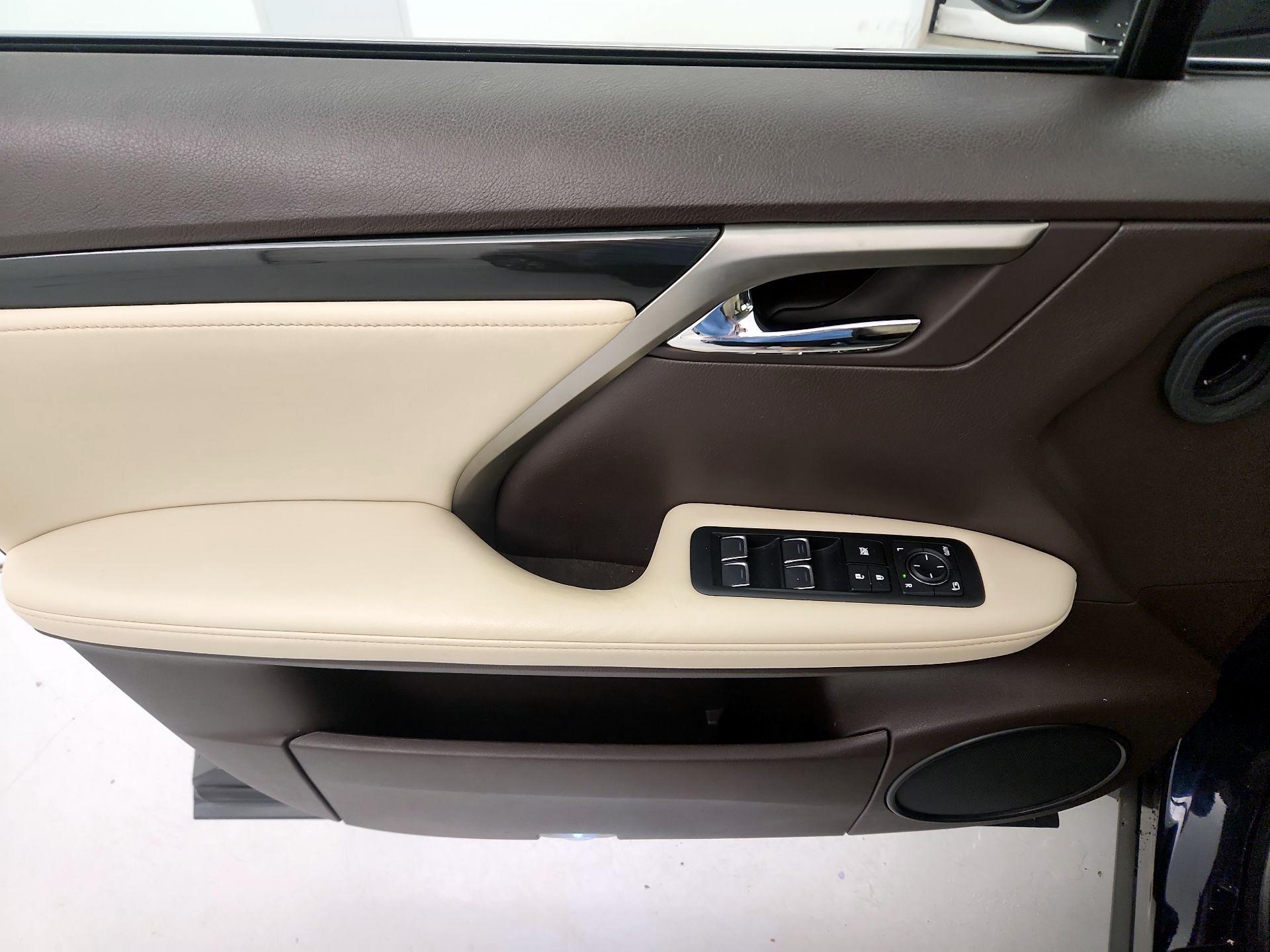 Thumbnail: 2020 Lexus RX - 12